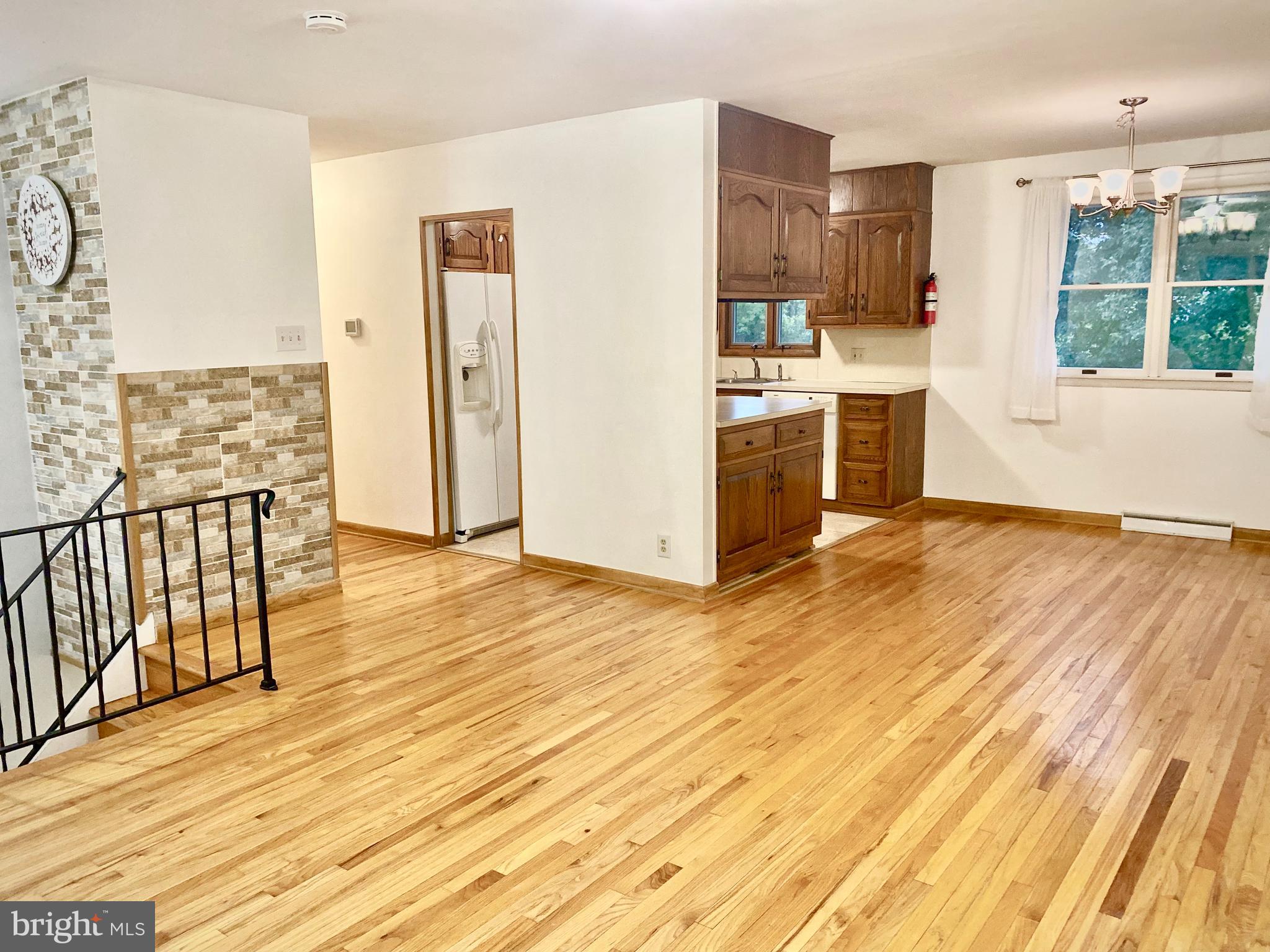 AMITY GARDENS - Residential