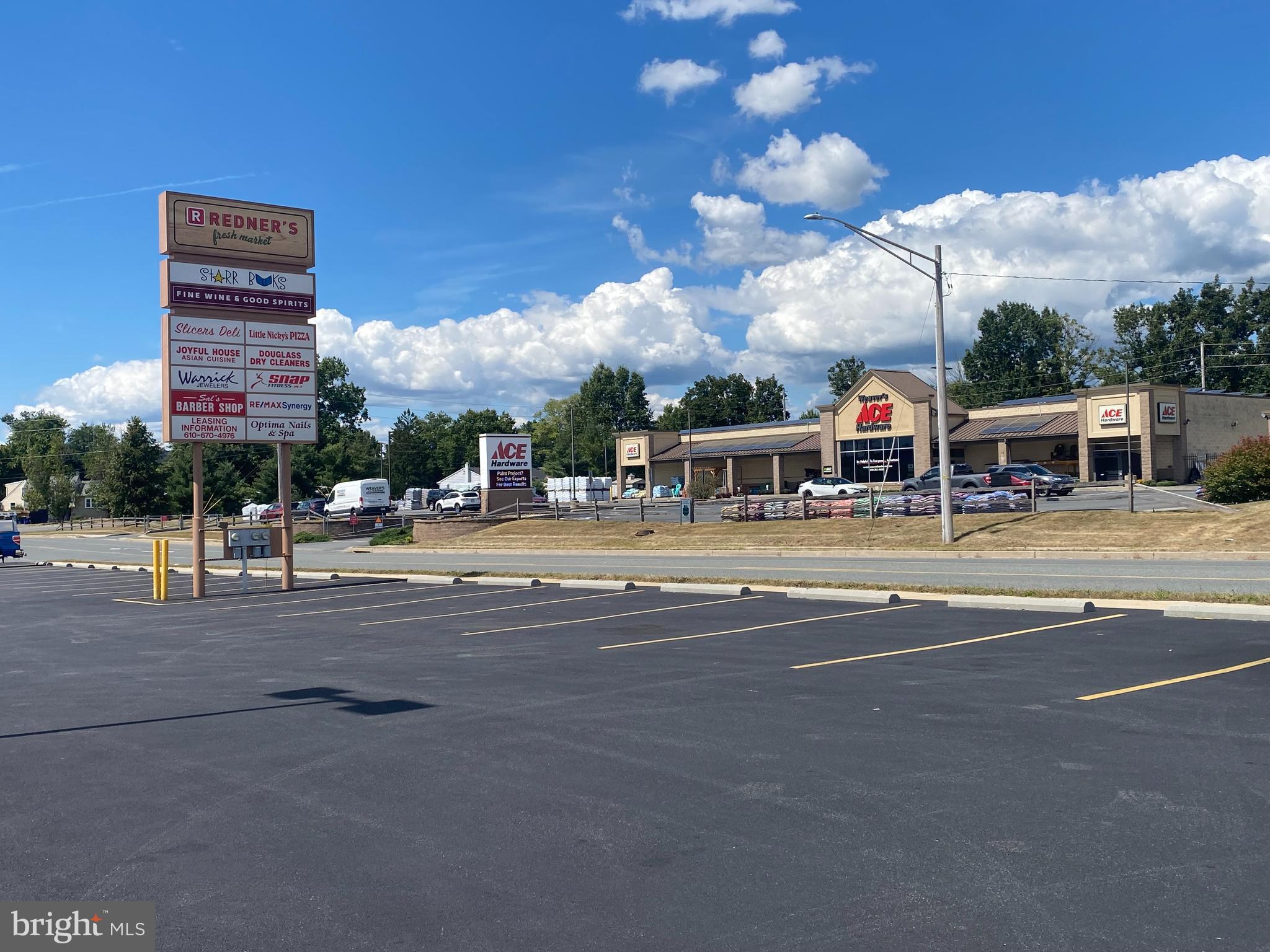 AMITY GARDENS - Residential