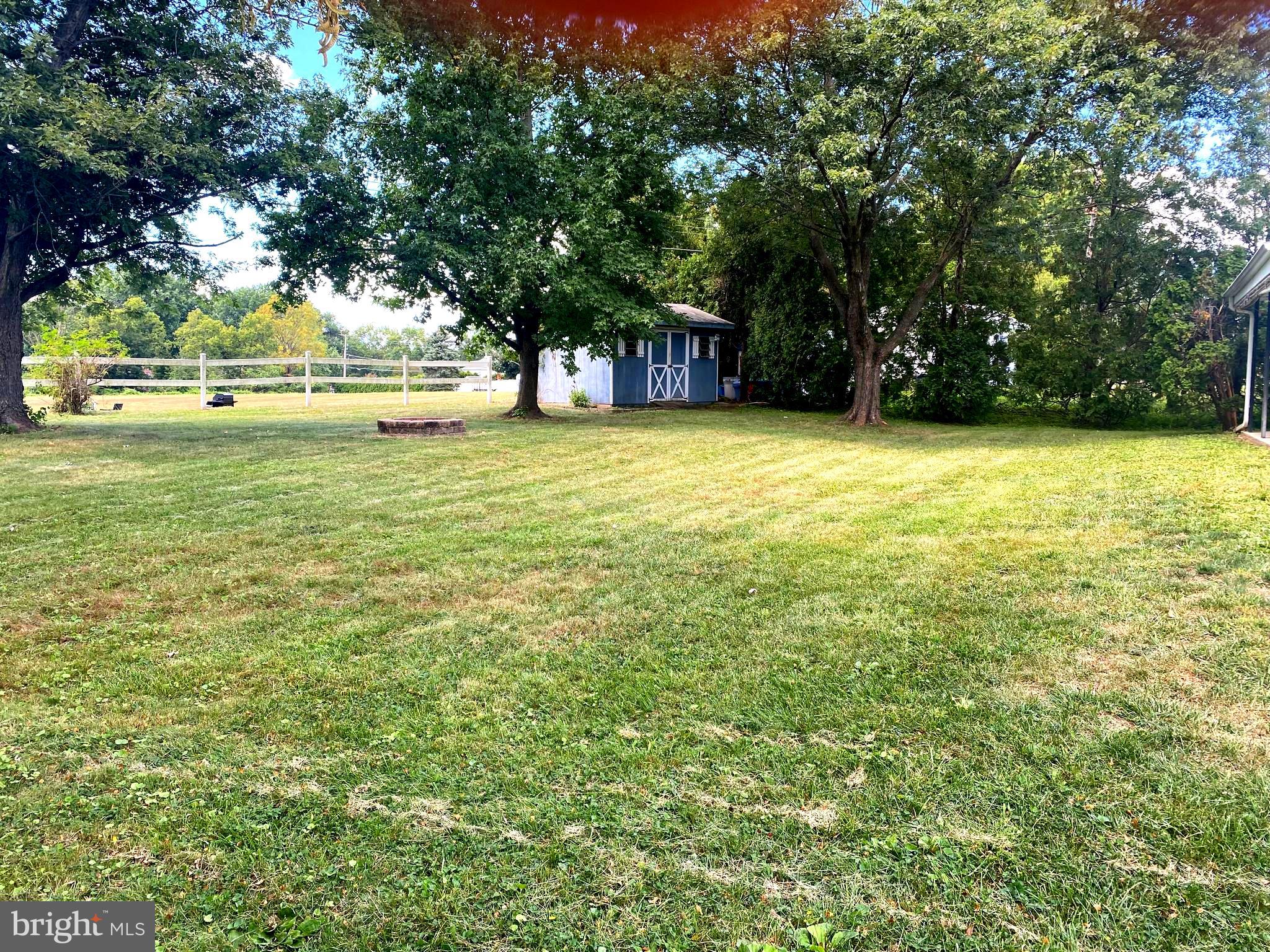 AMITY GARDENS - Residential