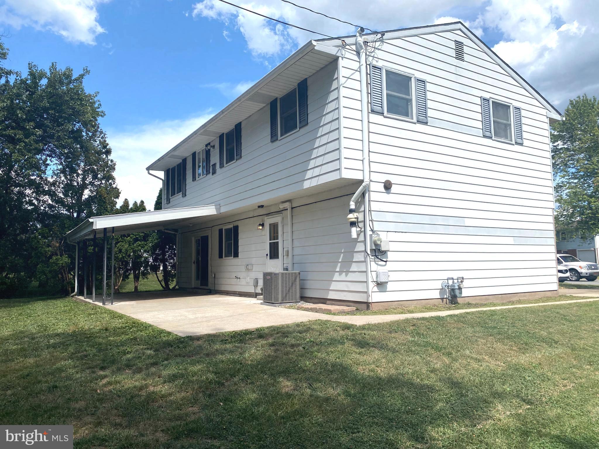 AMITY GARDENS - Residential