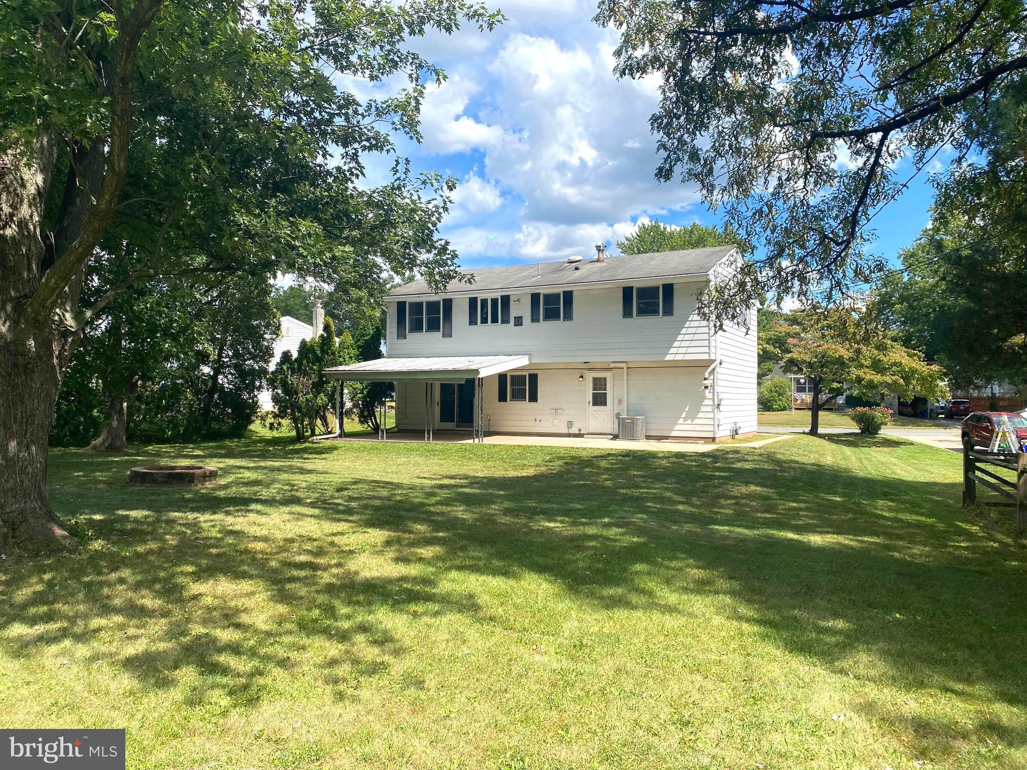 AMITY GARDENS - Residential