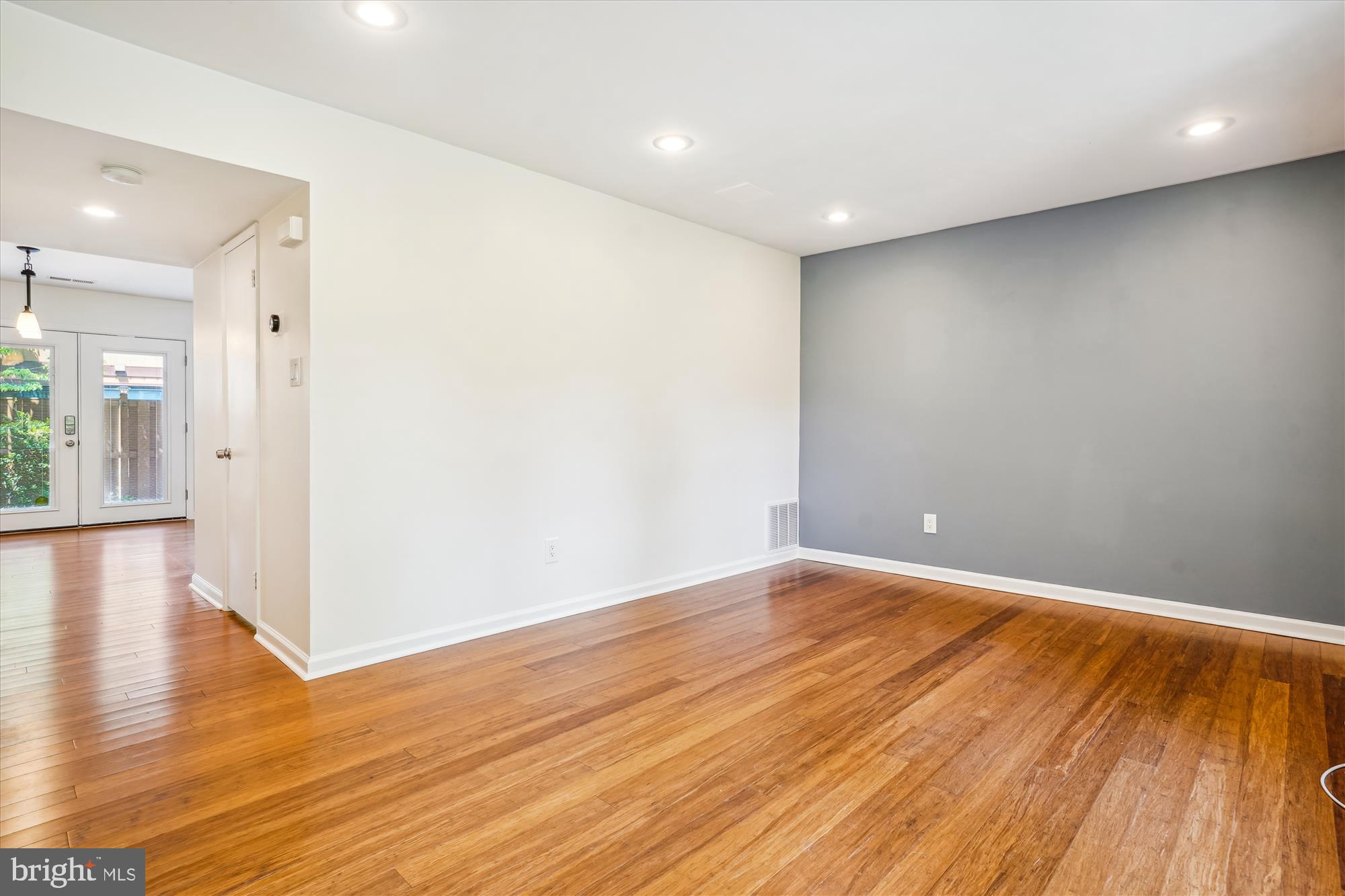 COVINGTON - Residential
