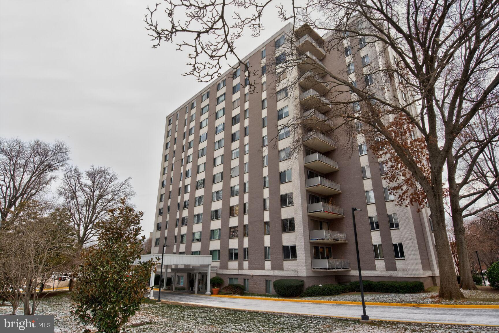 WHITEHALL - Residential