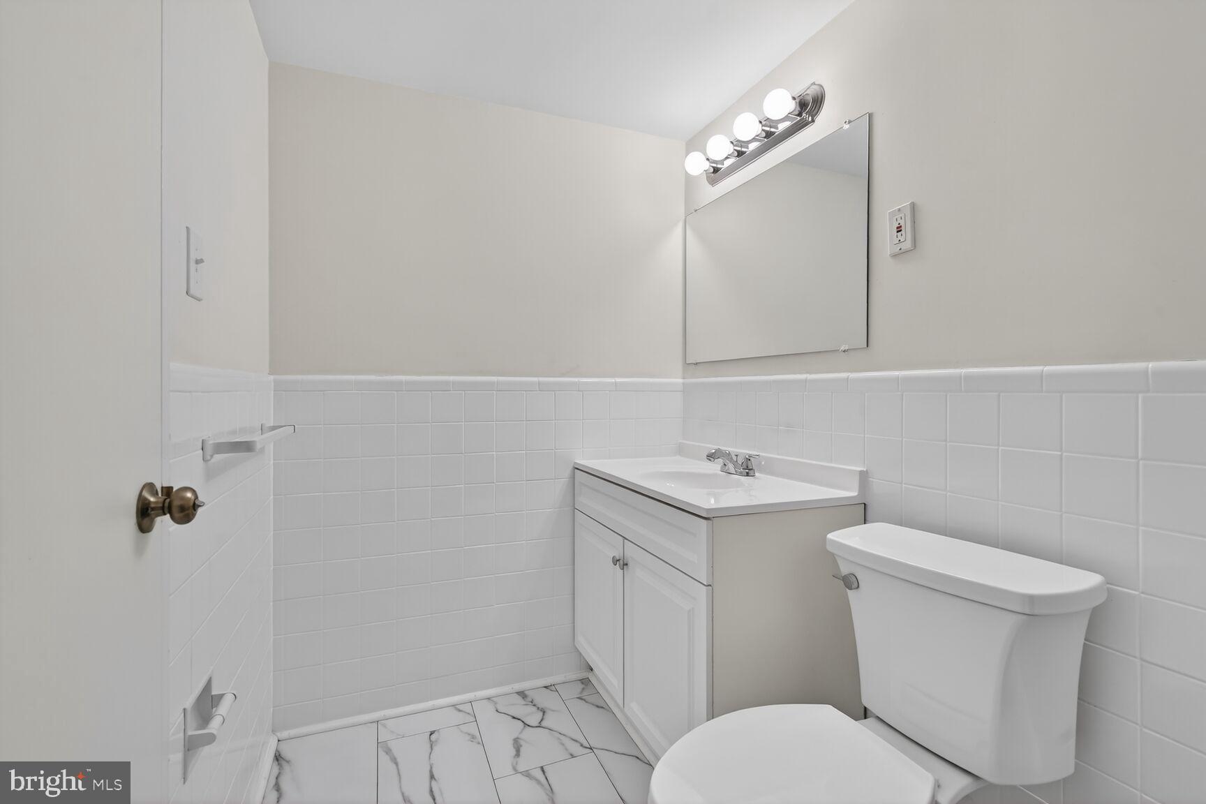 WHITEHALL - Residential