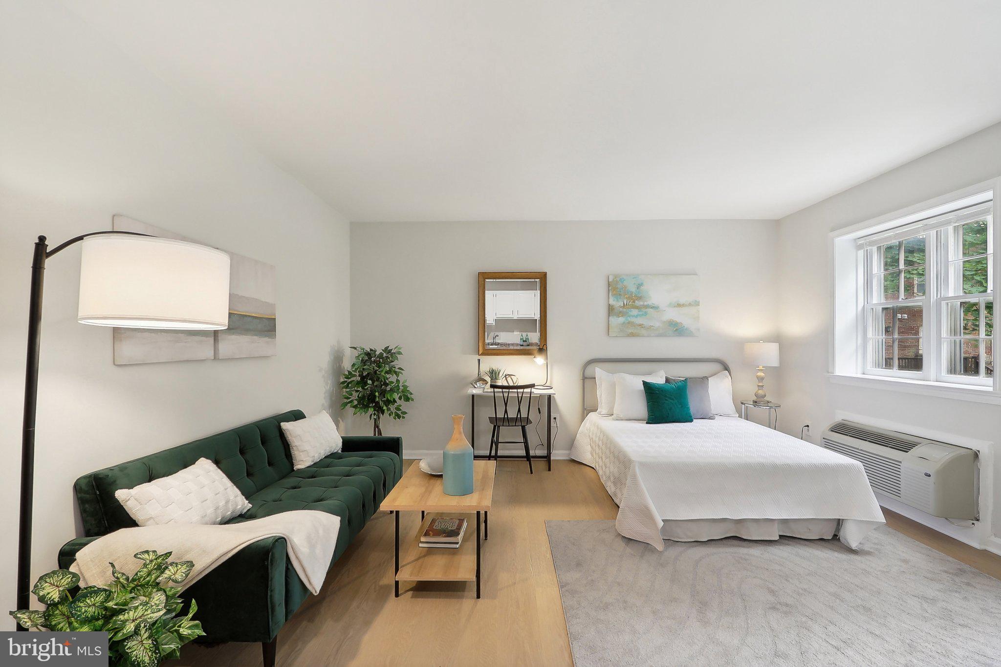 KENWOOD FOREST - Residential Lease