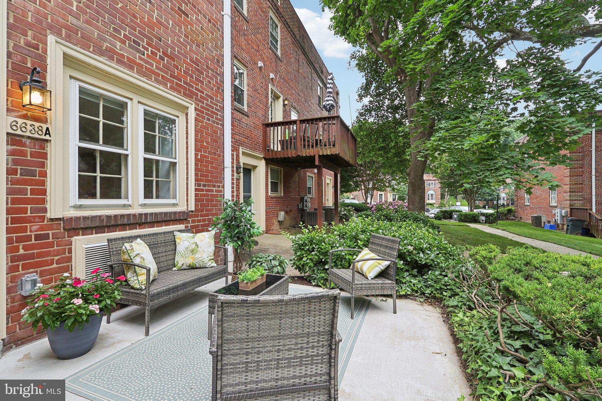 KENWOOD FOREST - Residential Lease