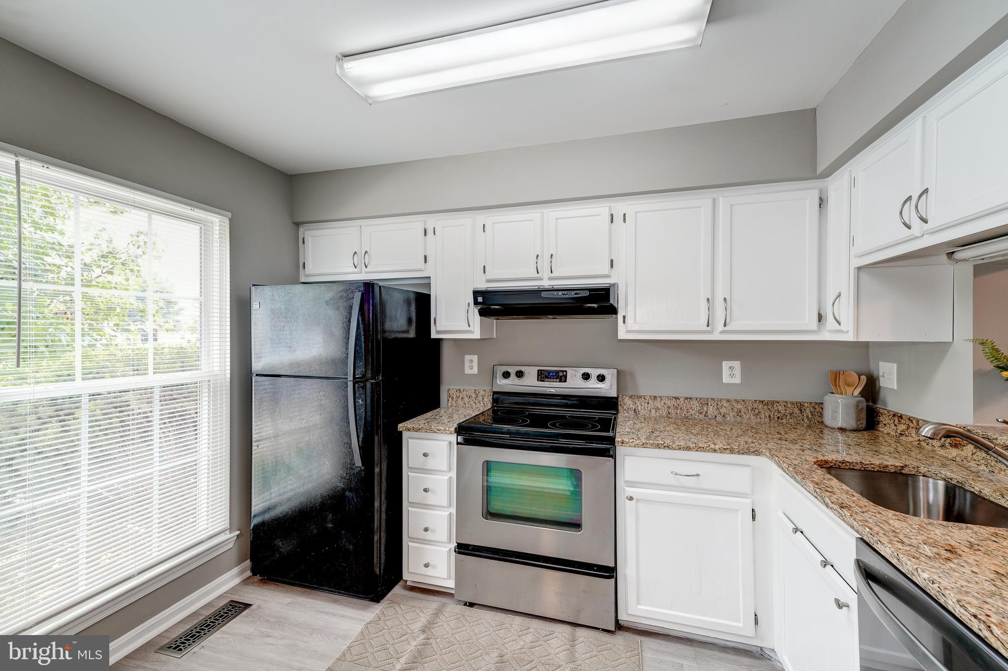 CLOVERLEAF - Residential