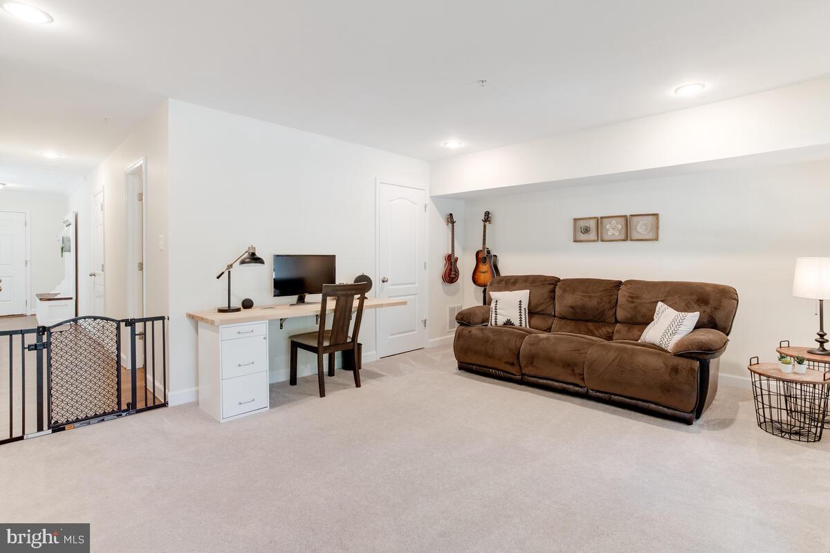 BOYERS RIDGE - Residential