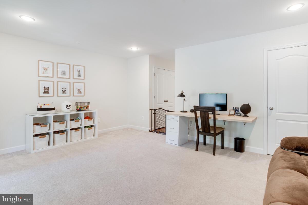 BOYERS RIDGE - Residential