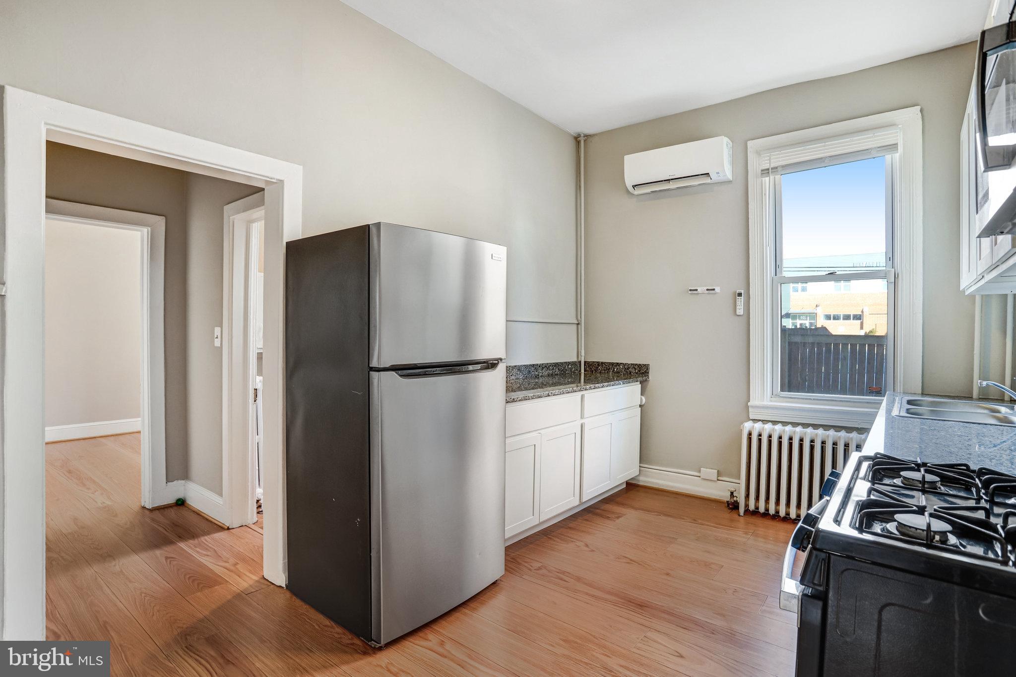 LAUREL - Residential Lease