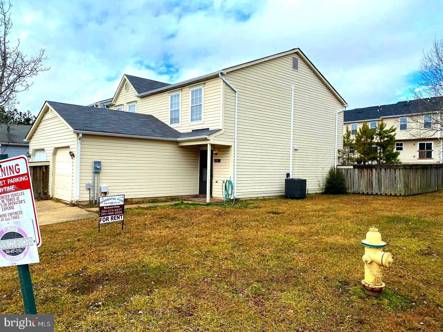 COLUMBIA COMMONS - Residential Lease