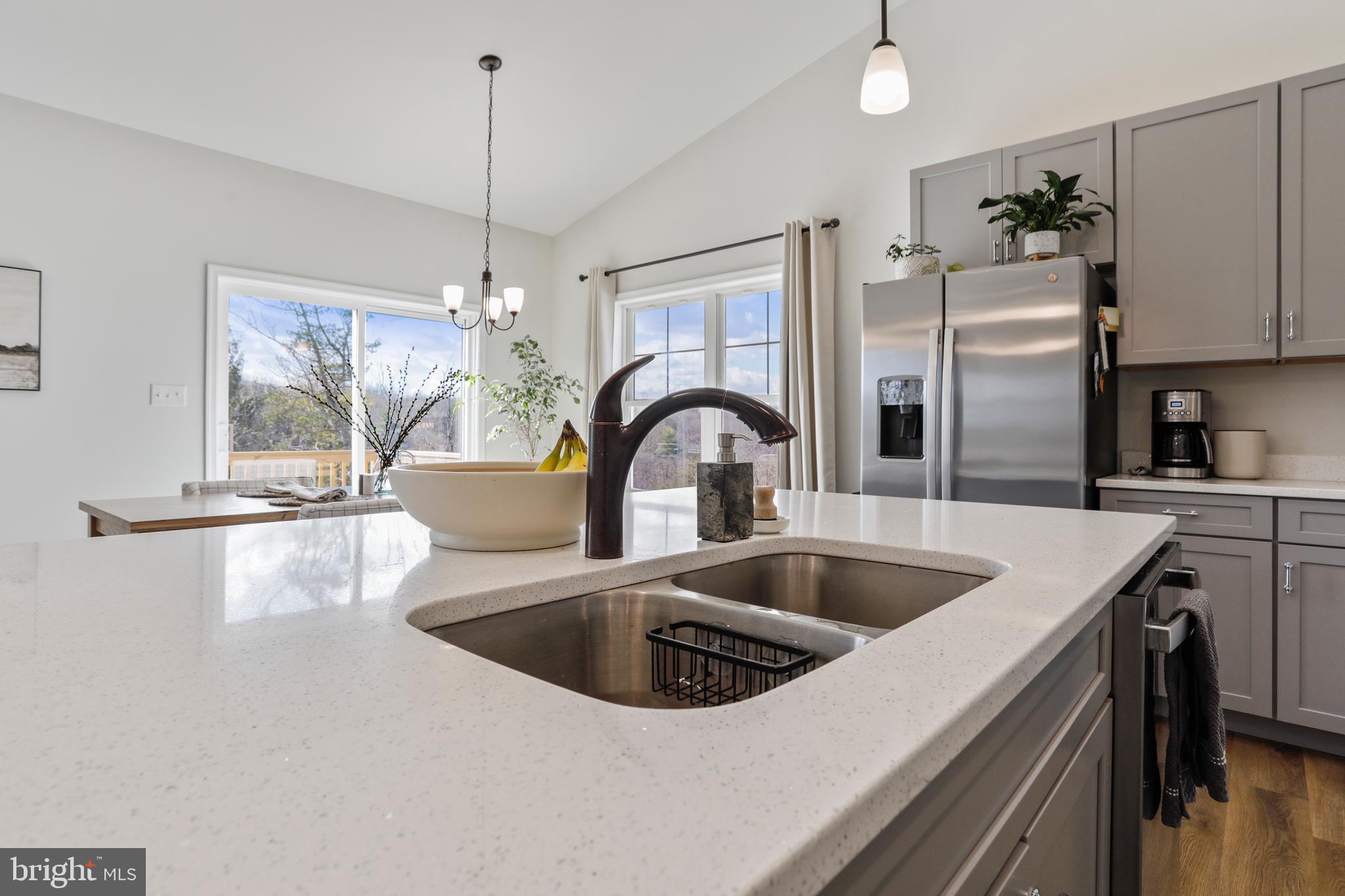 MIDDLE CREEK VISTAS - Residential