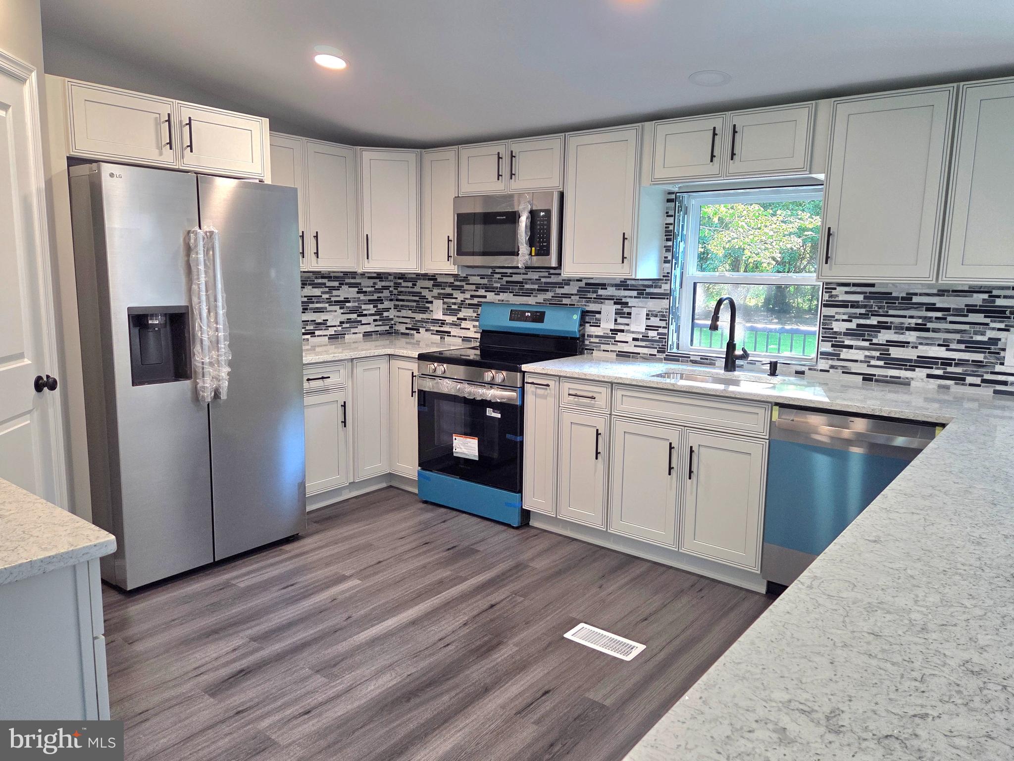 CABIN RIDGE - Residential