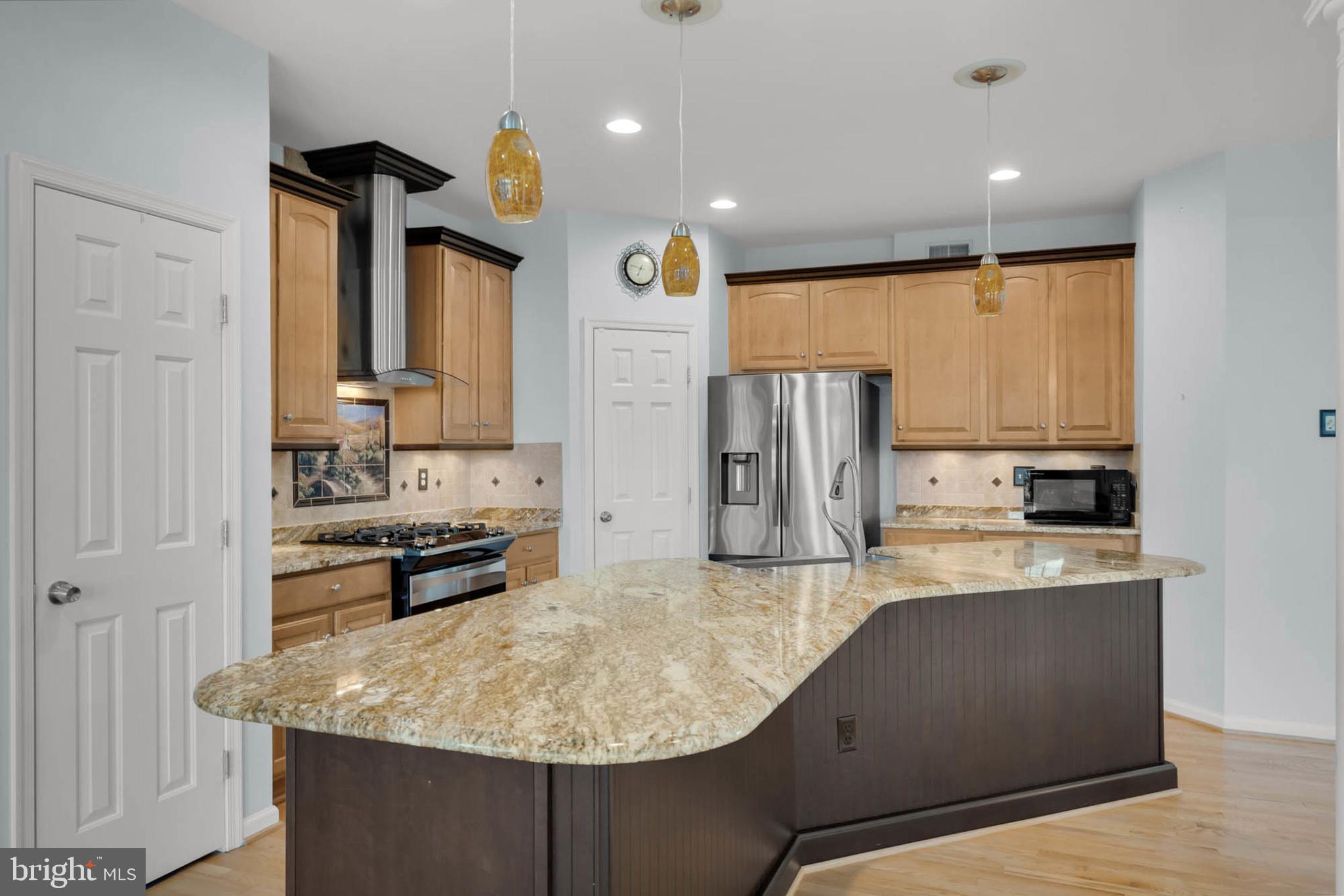 GALYN MANOR - Residential