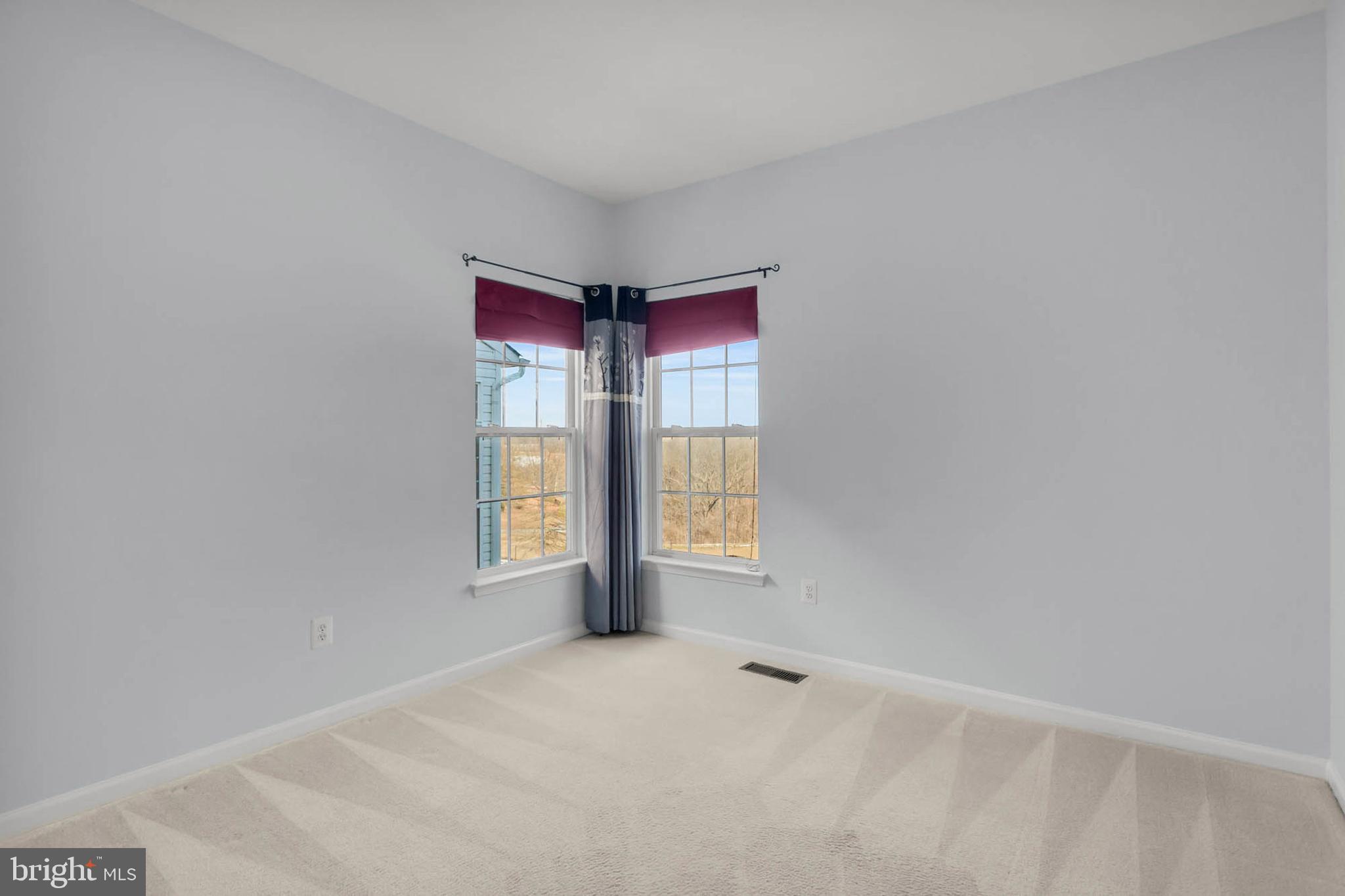 GALYN MANOR - Residential