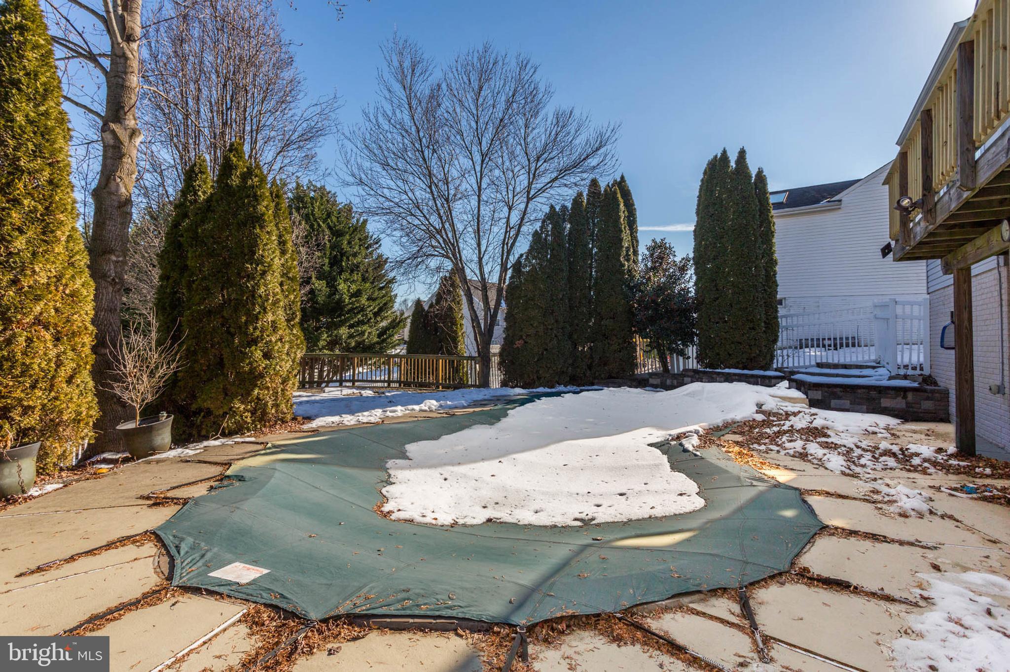 GALYN MANOR - Residential