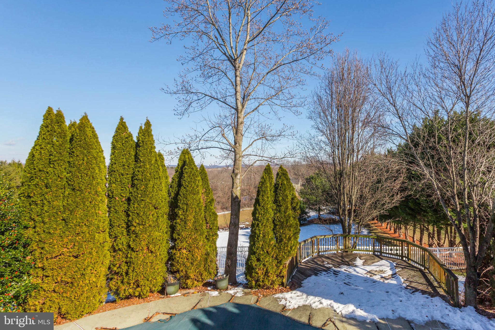 GALYN MANOR - Residential