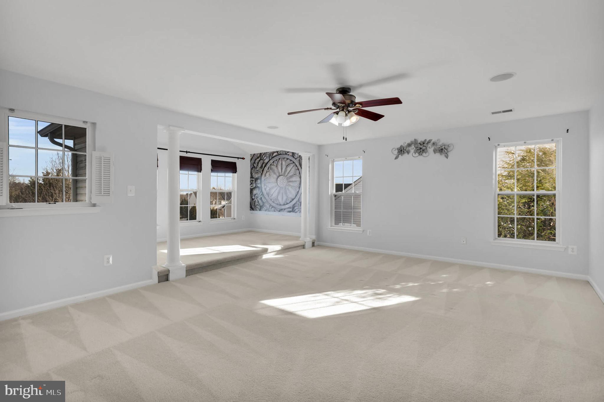 GALYN MANOR - Residential