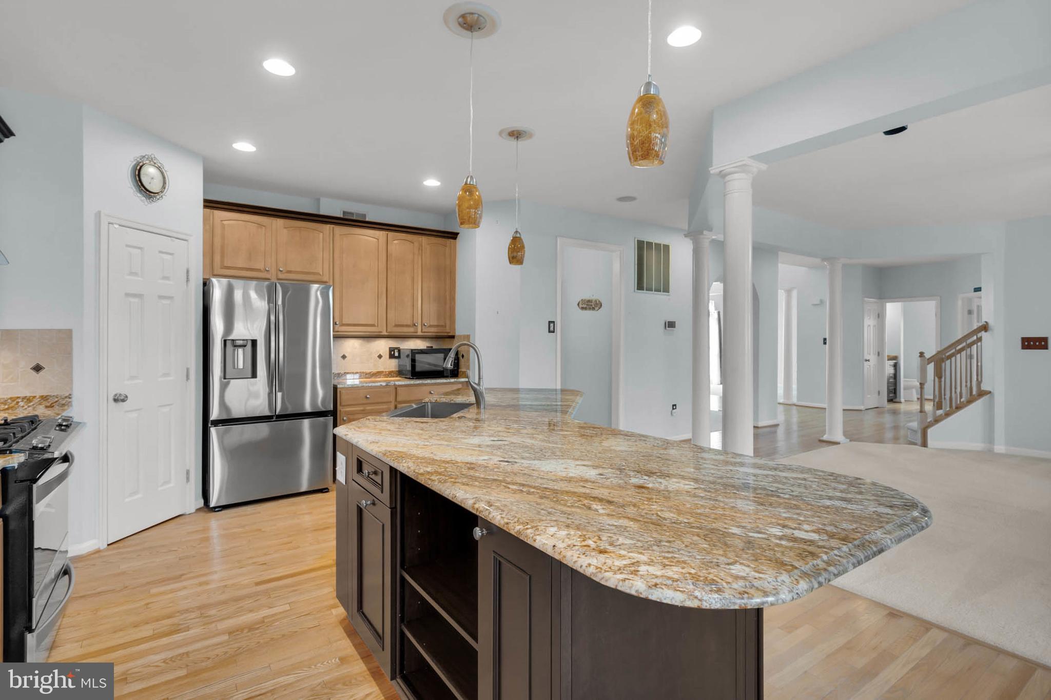 GALYN MANOR - Residential