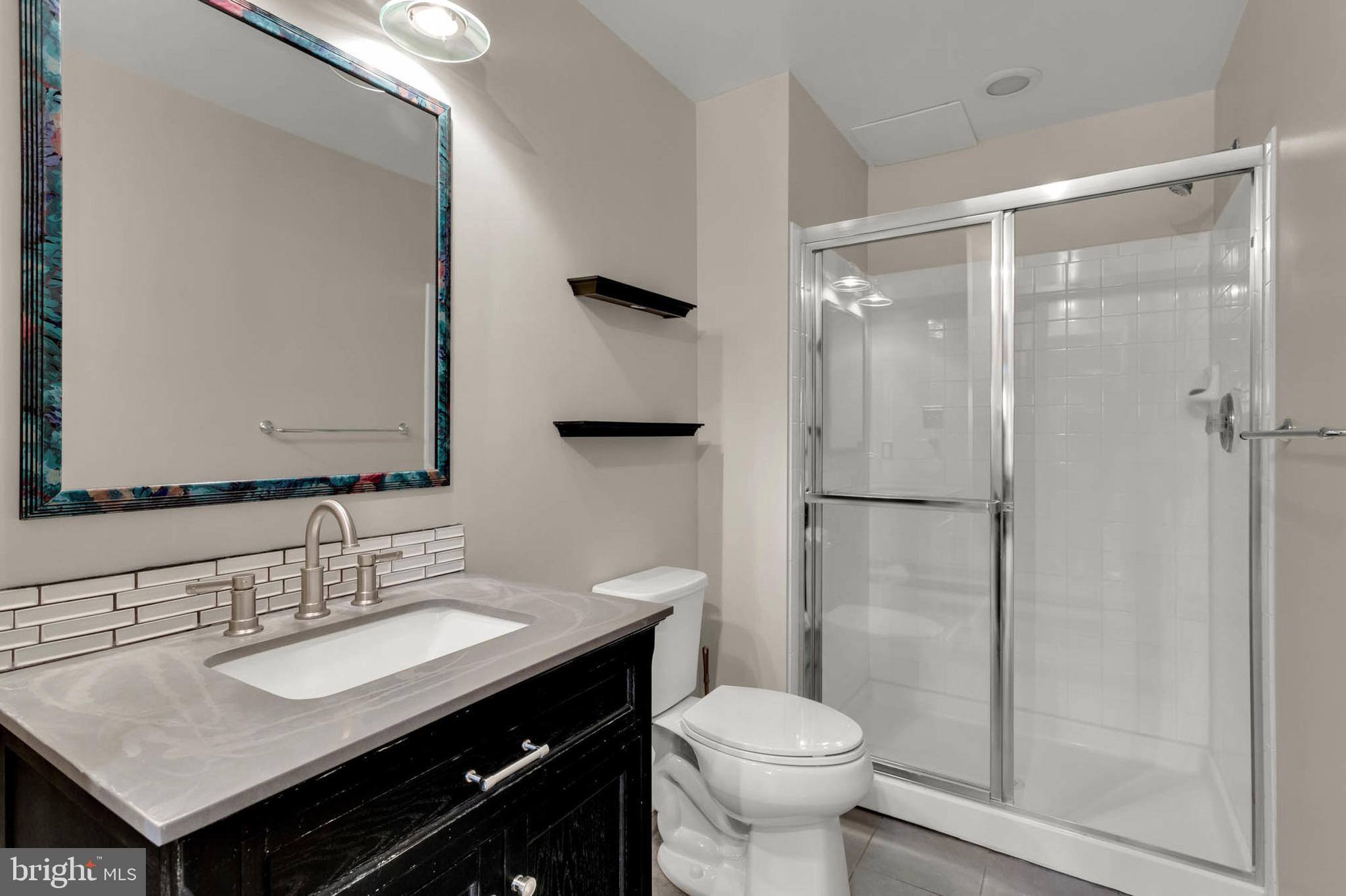 GALYN MANOR - Residential