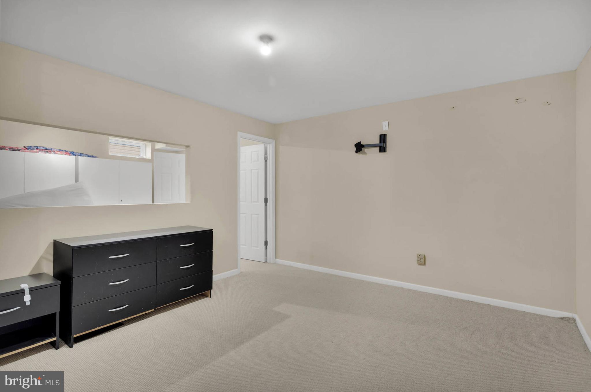 GALYN MANOR - Residential