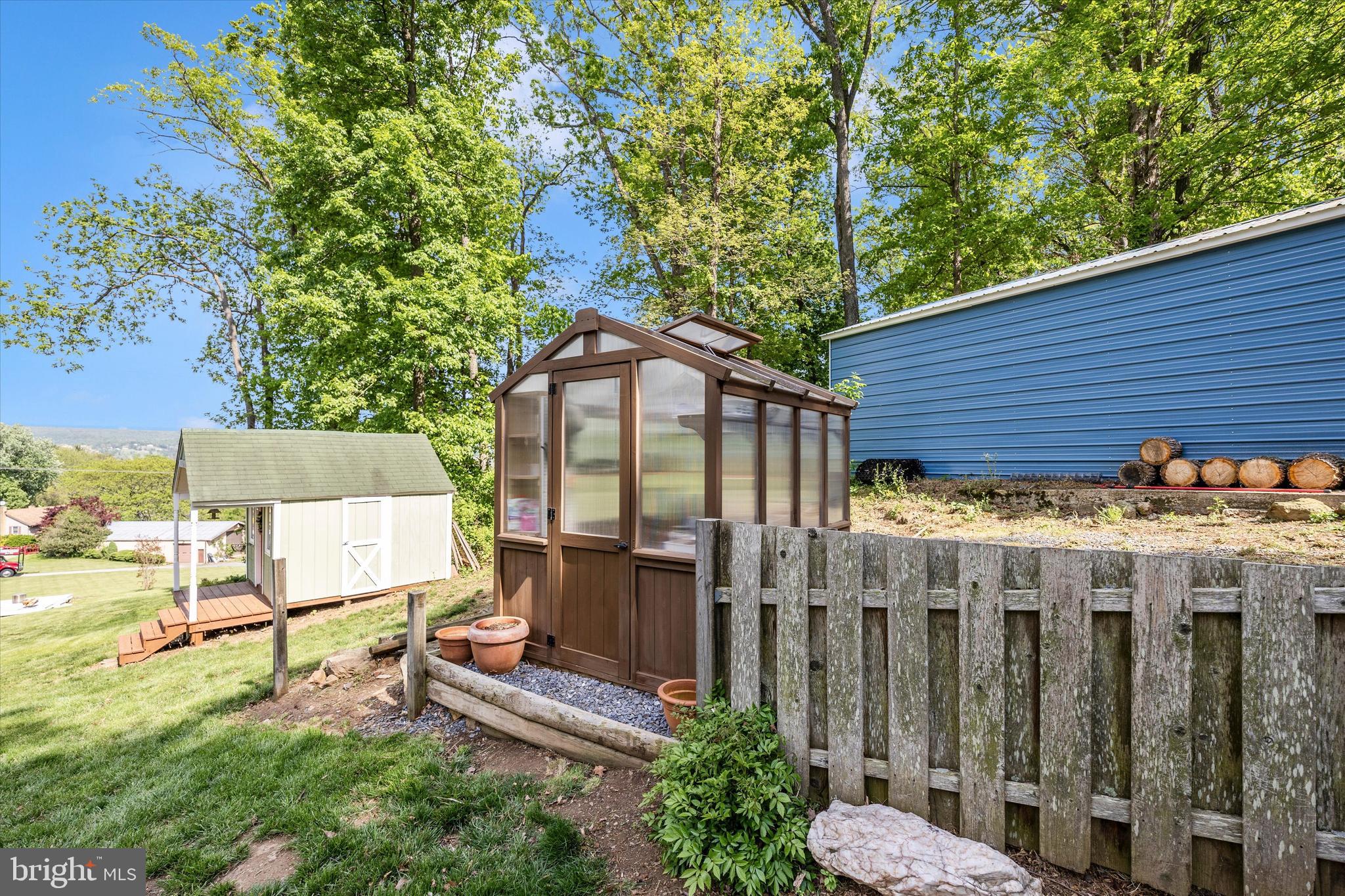 QUAIL RUN FARM - Residential