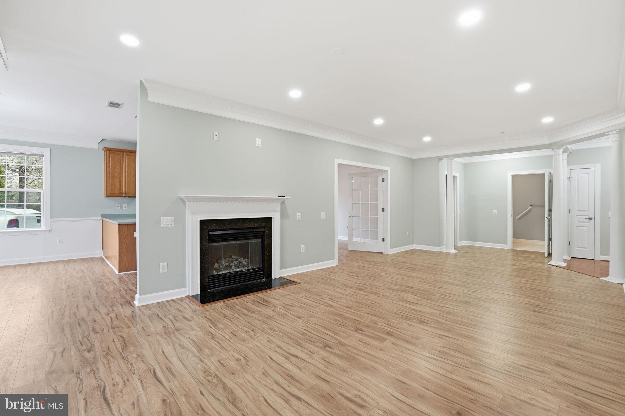 HIDDENBROOK - Residential