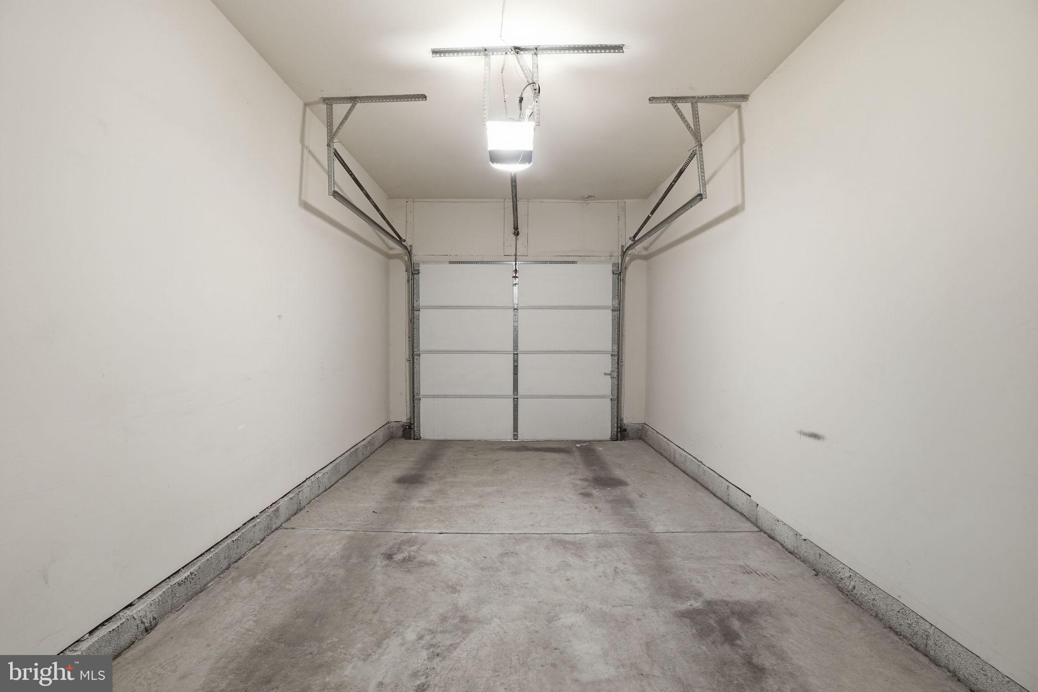 HIDDENBROOK - Residential