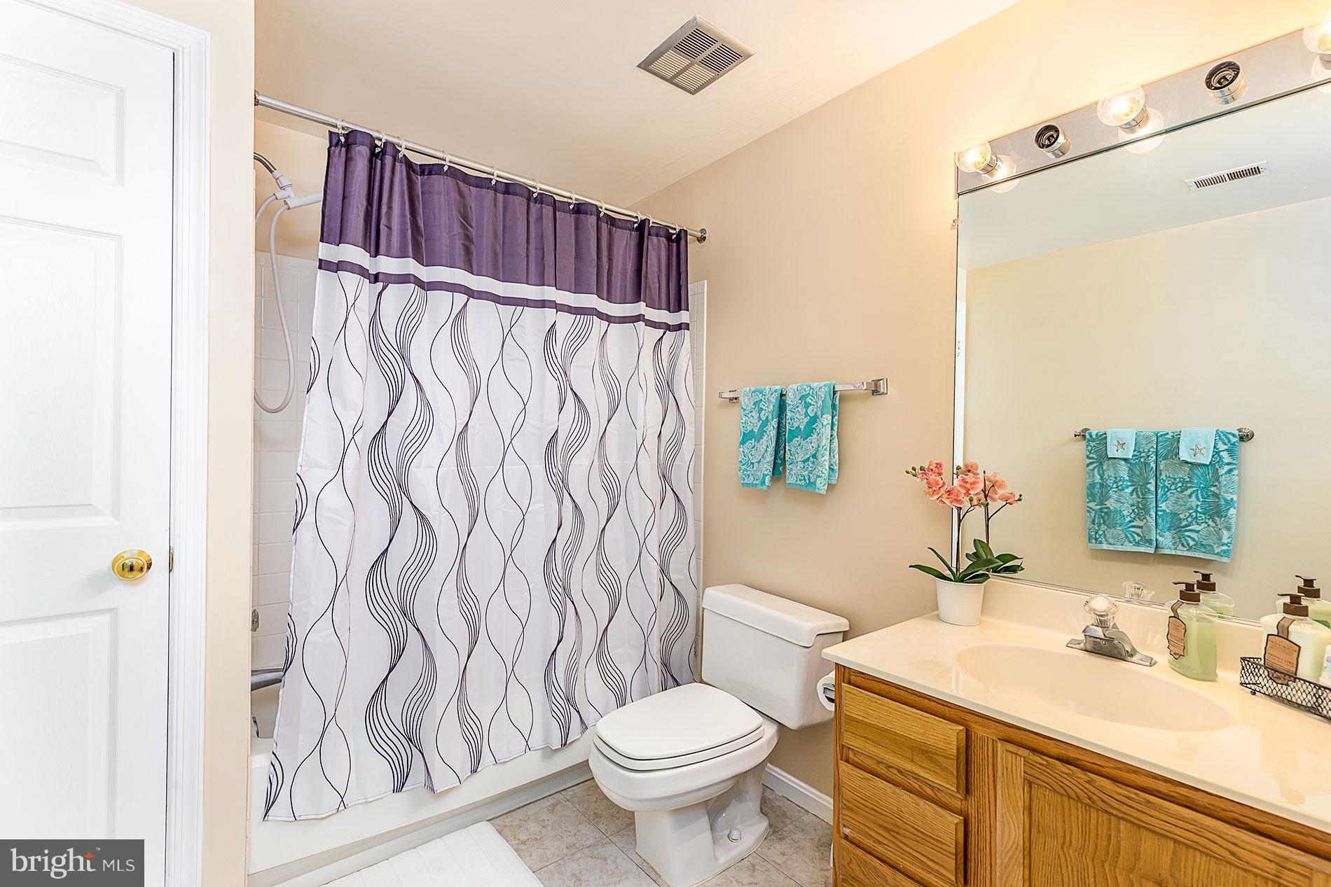 KINGSTOWNE - Residential