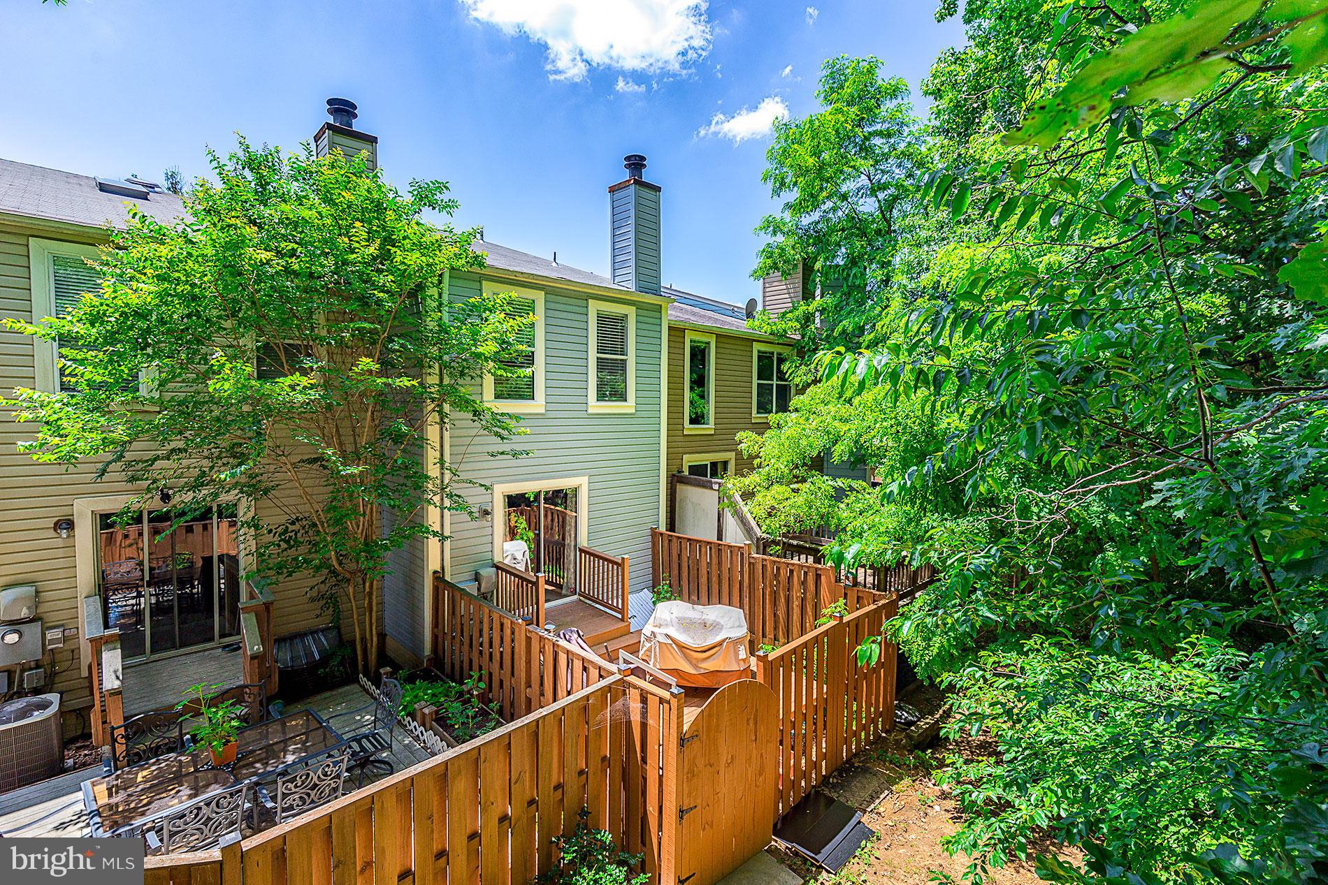 KINGSTOWNE - Residential