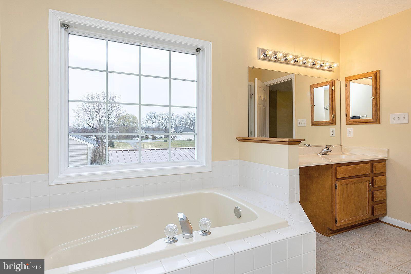 BRIAR RUN - Residential