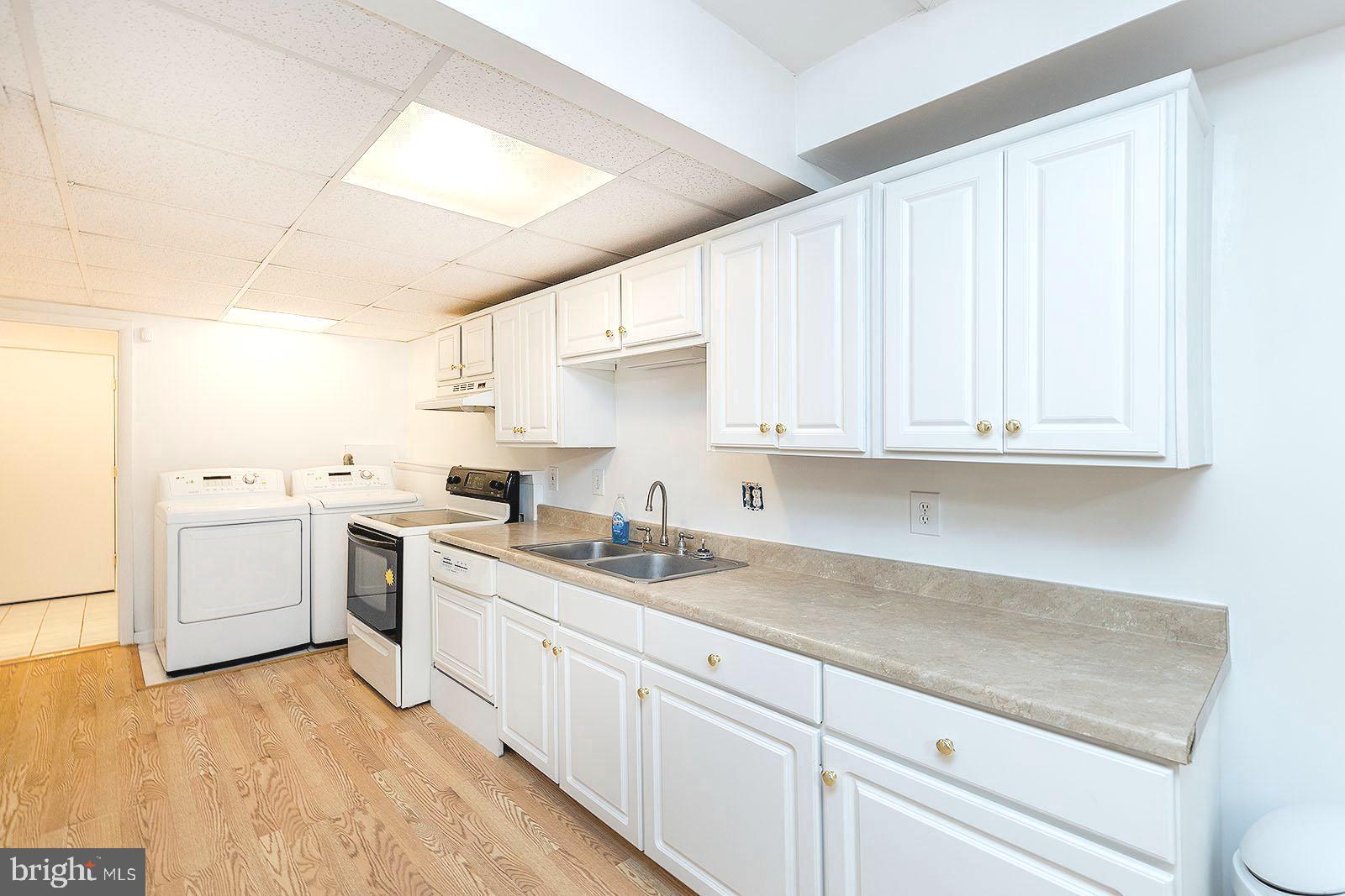 BRIAR RUN - Residential