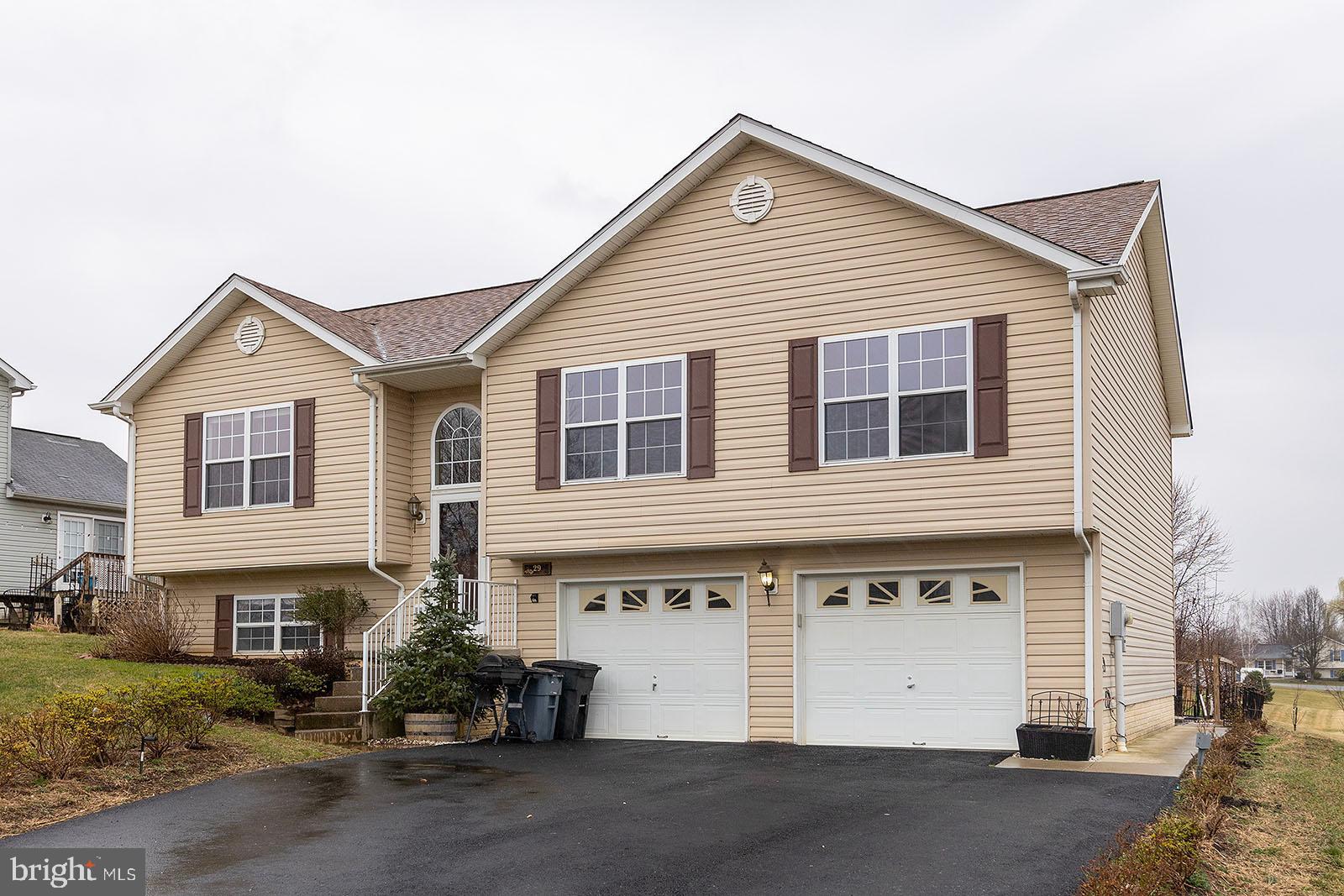 BRIAR RUN - Residential