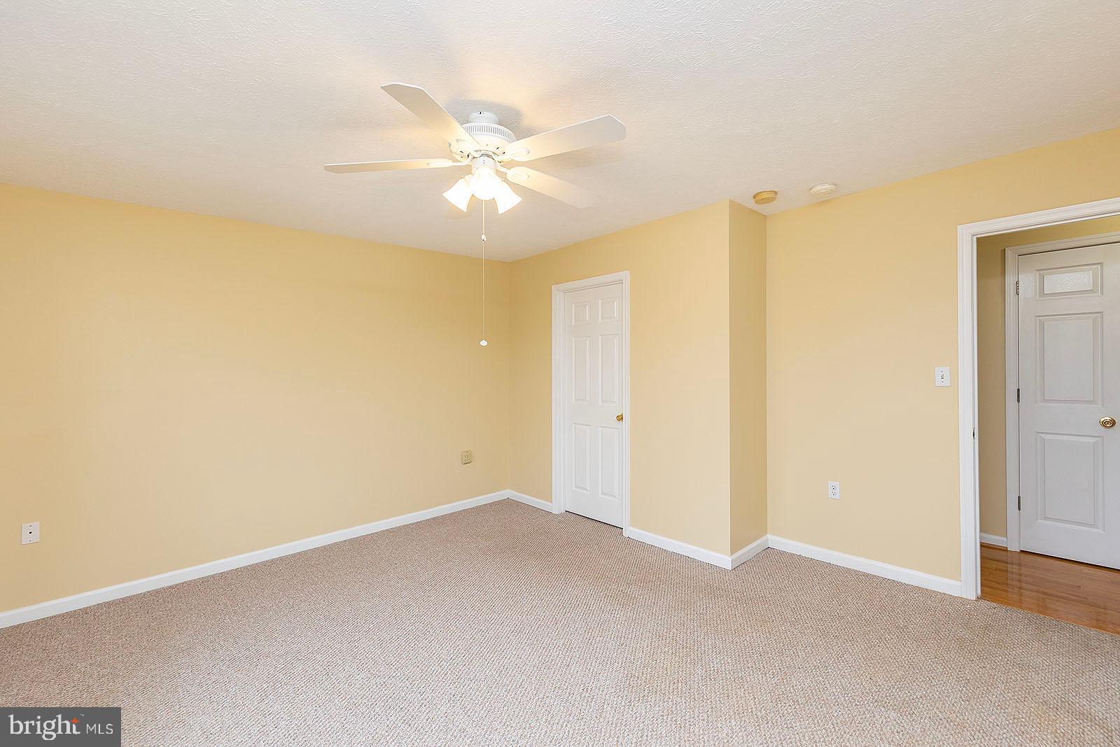 BRIAR RUN - Residential