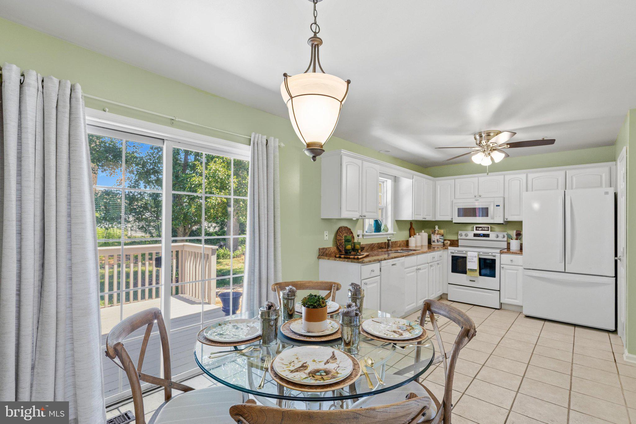 909 ZIRCON COURT