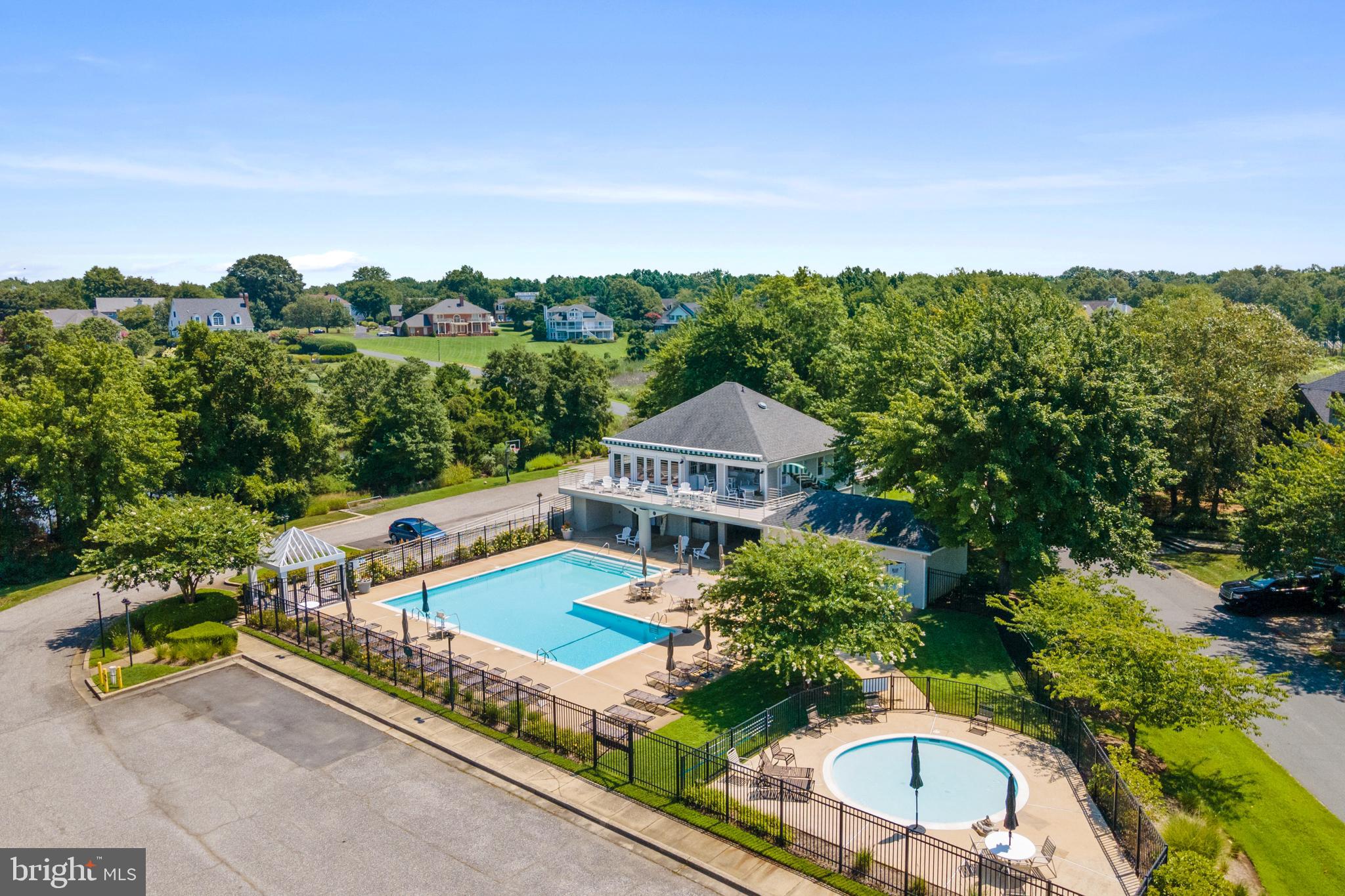 FISHING CREEK FARM - Residential