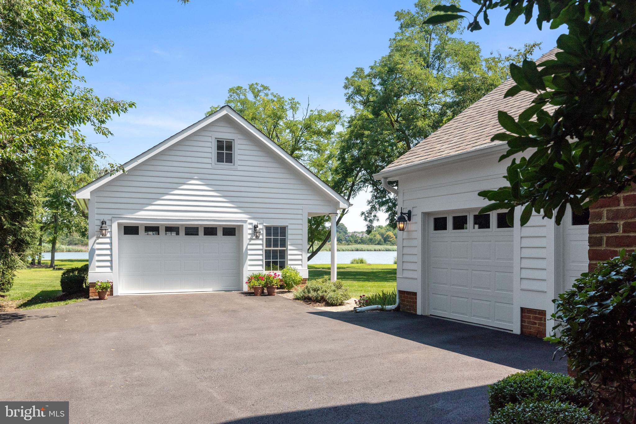 FISHING CREEK FARM - Residential