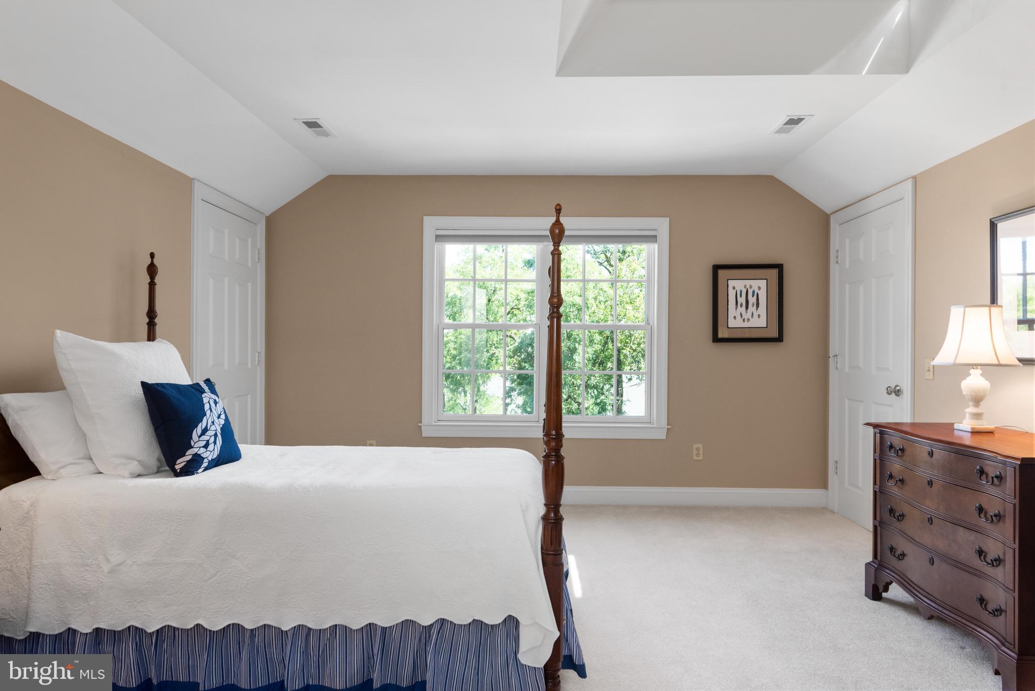 FISHING CREEK FARM - Residential