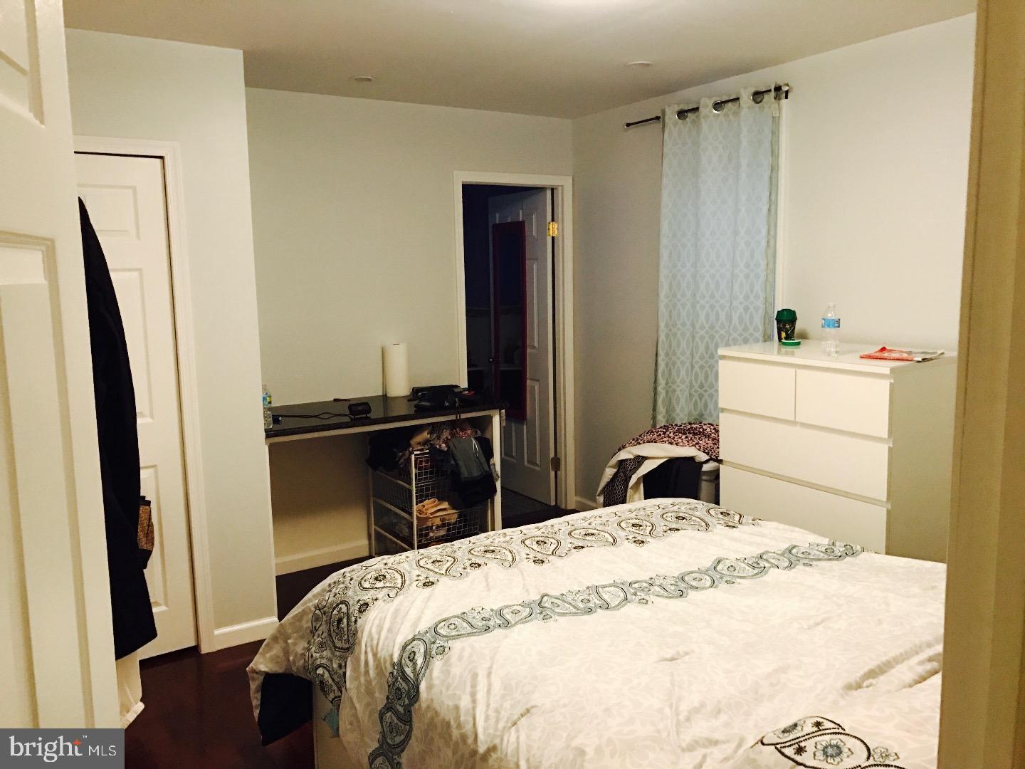 POINT BREEZE - Residential Lease