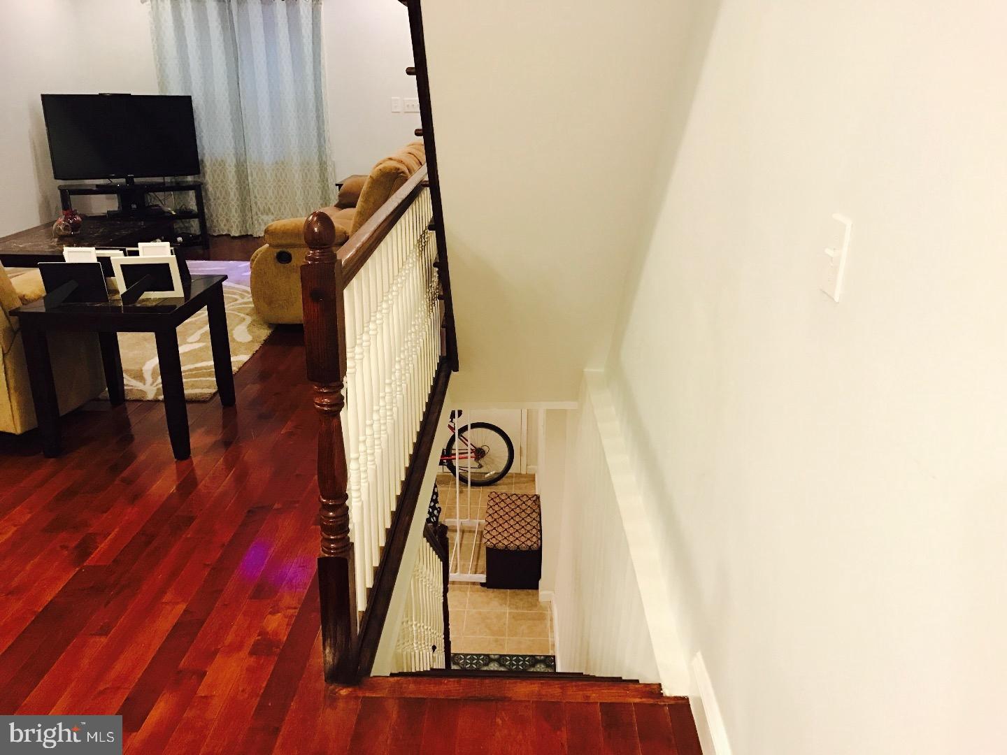 POINT BREEZE - Residential Lease