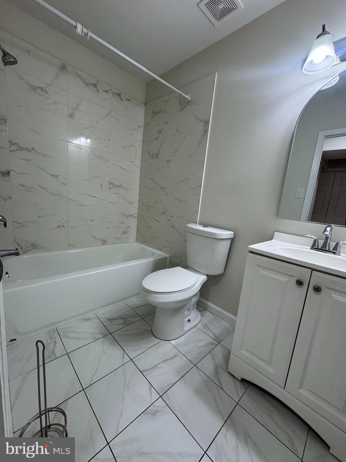 HUNTINGDON VALLEY - Residential Lease