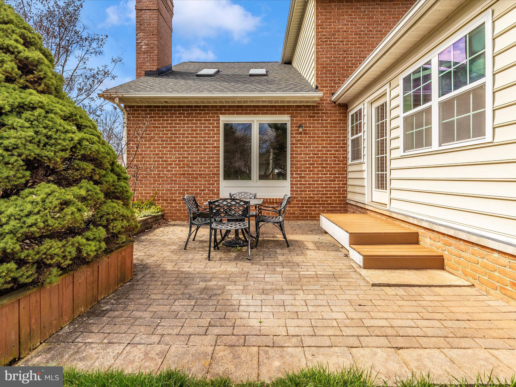 WHITTIER - Residential