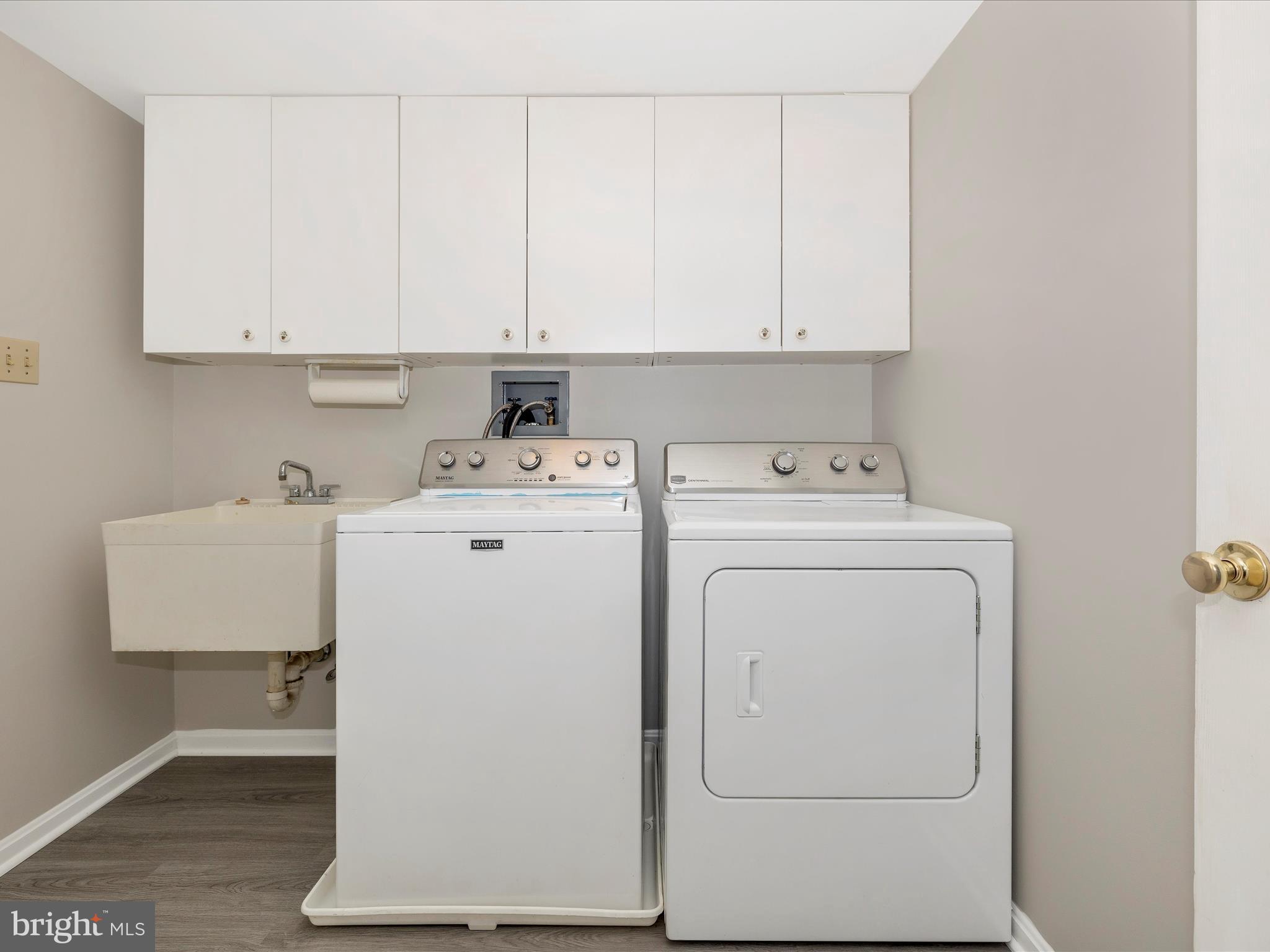 WHITTIER - Residential