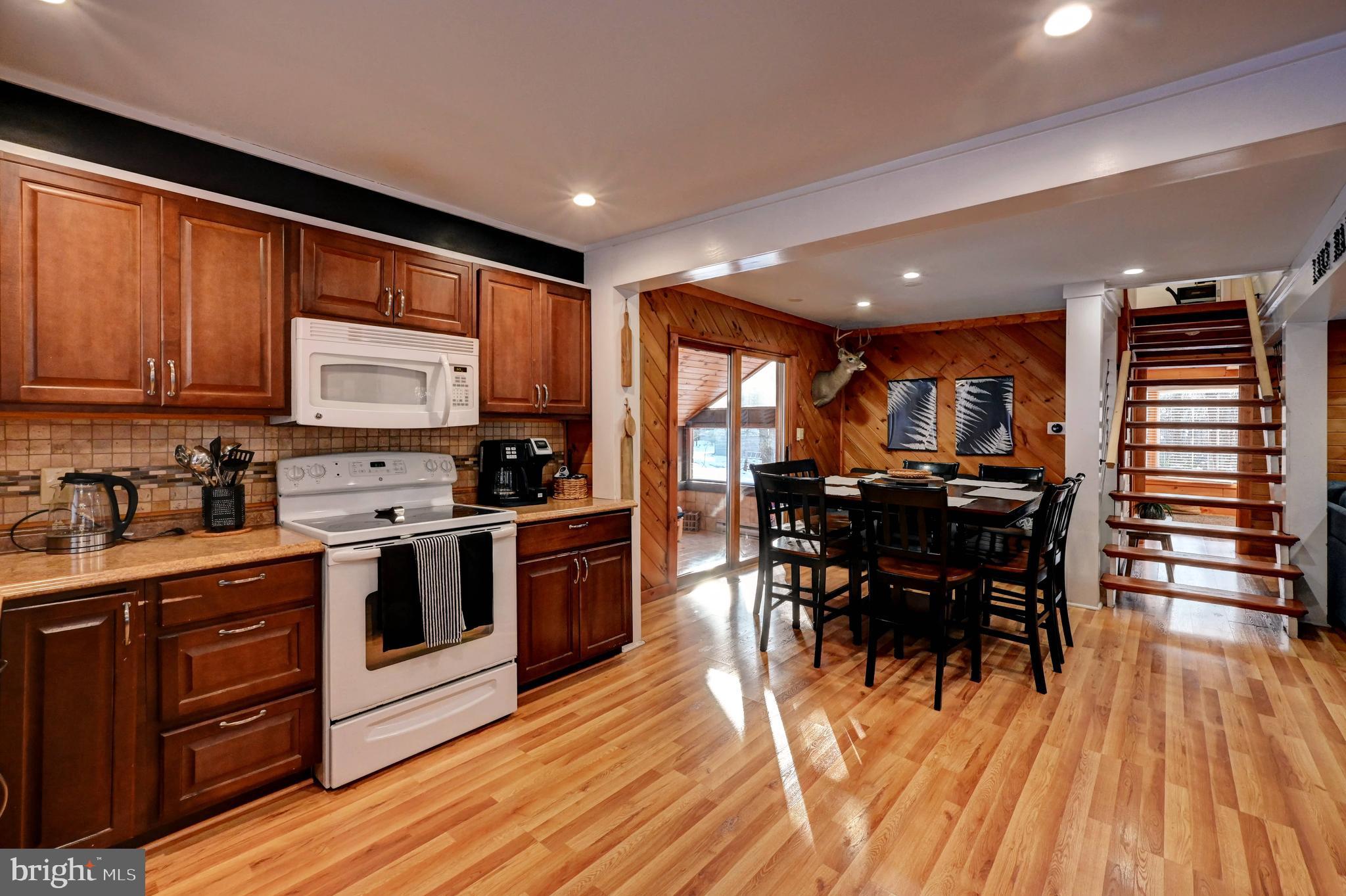 LAKE HARMOY ESTATES - Residential