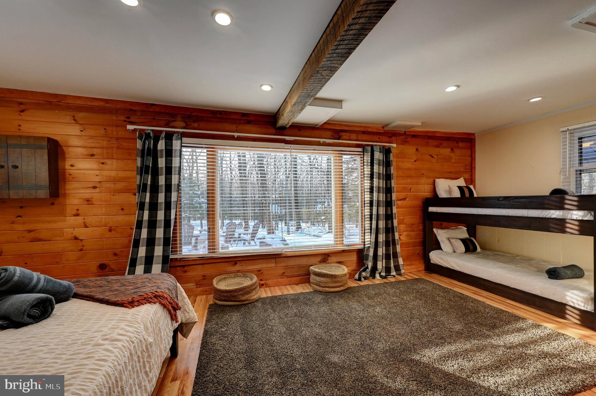 LAKE HARMOY ESTATES - Residential