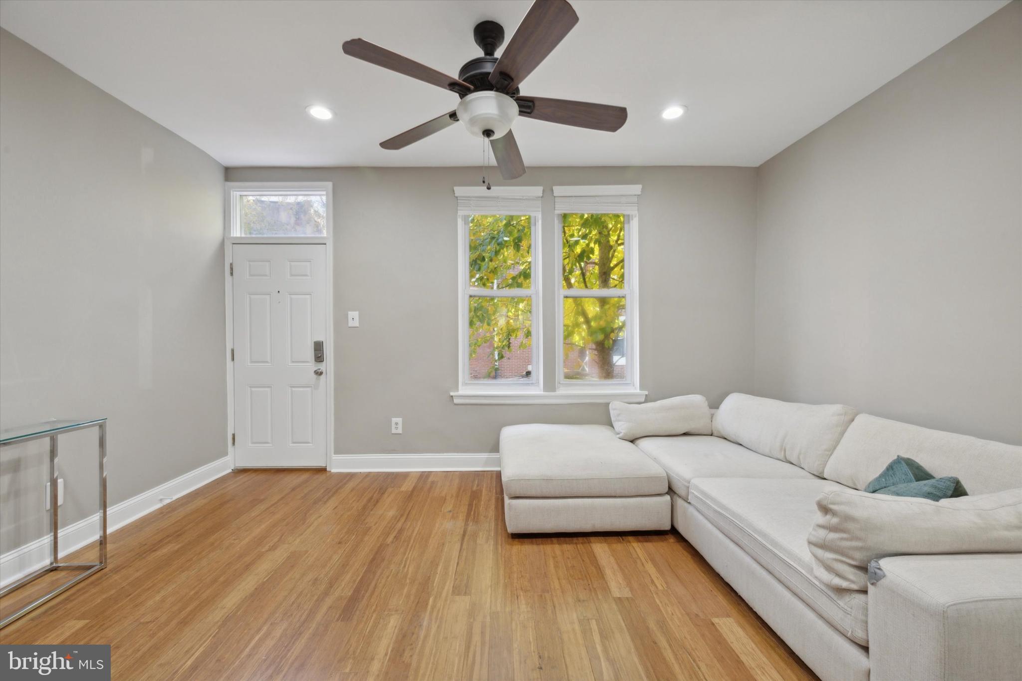 BELLA VISTA - Residential