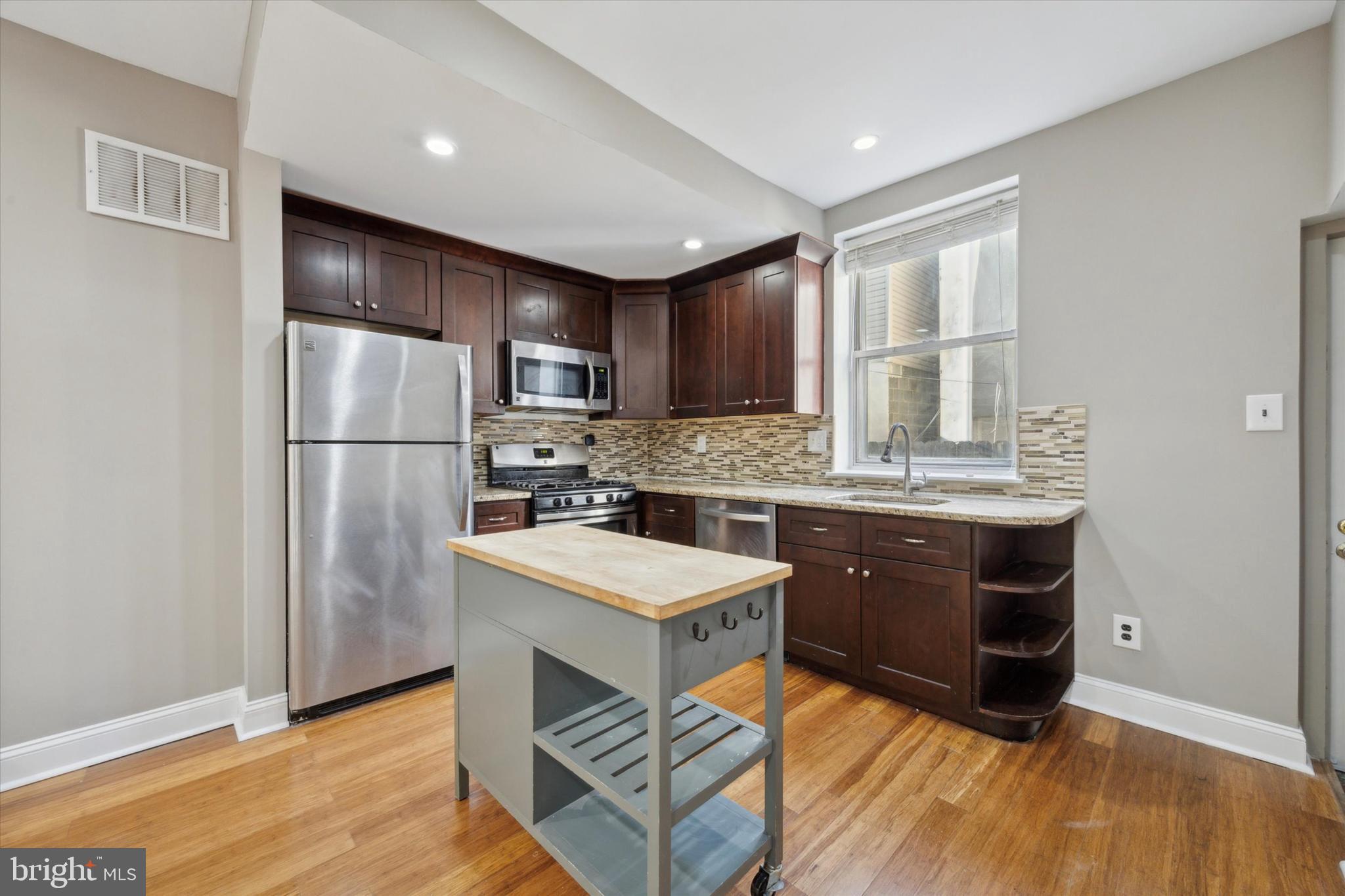 BELLA VISTA - Residential