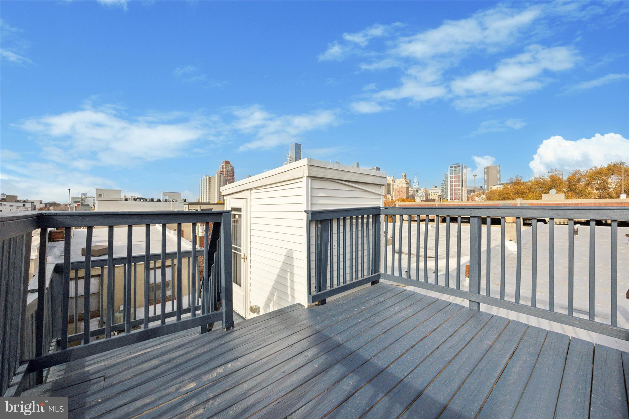 BELLA VISTA - Residential