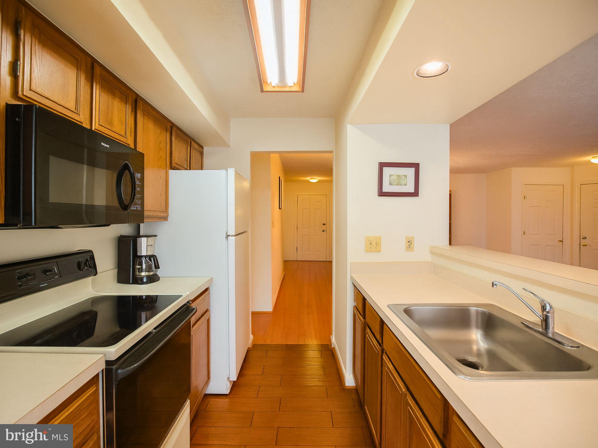 COUNTRY WALK - Residential