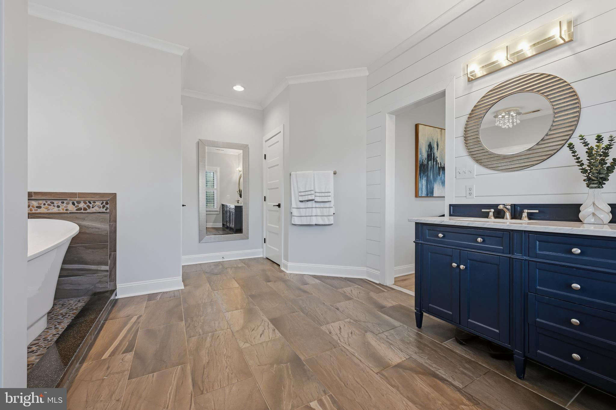 LOCH HAVEN - Residential